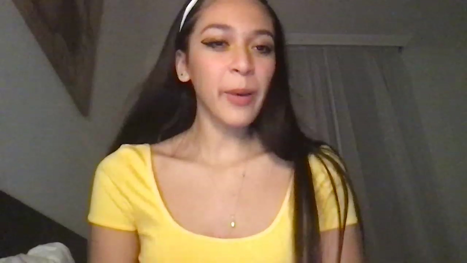 Gallery image thumbnail from XcatscontentX's myfreecams stream on, 11/16/2022, 18:49 image 7 of 20