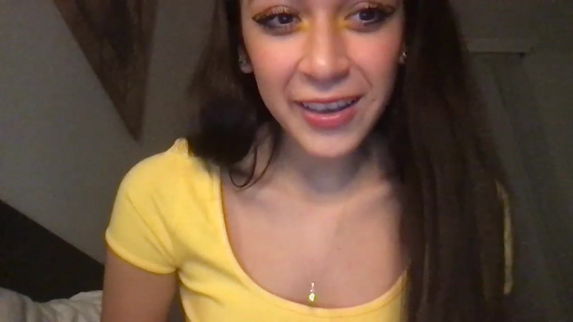 Gallery image thumbnail from XcatscontentX's myfreecams stream on, 11/16/2022, 18:49 image 12 of 20