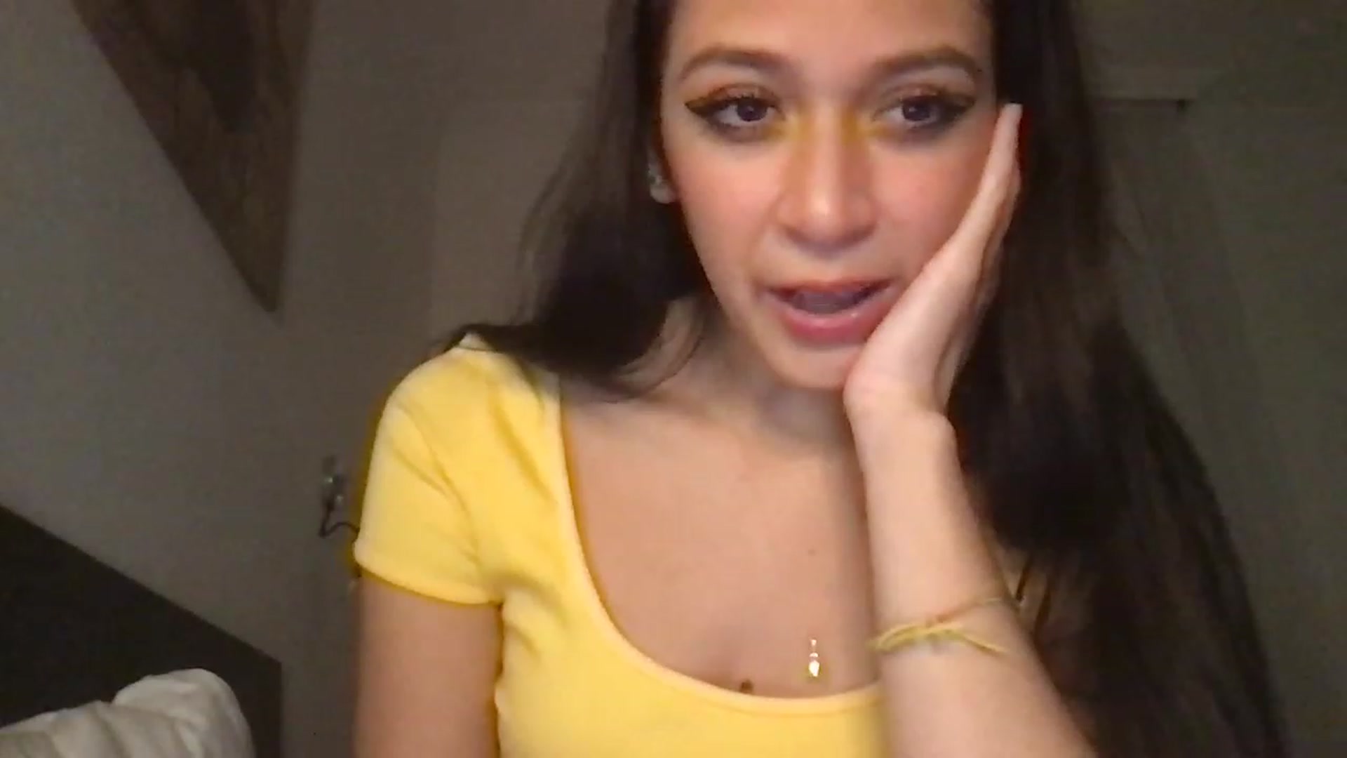Gallery image thumbnail from XcatscontentX's myfreecams stream on, 11/16/2022, 18:49 image 8 of 20