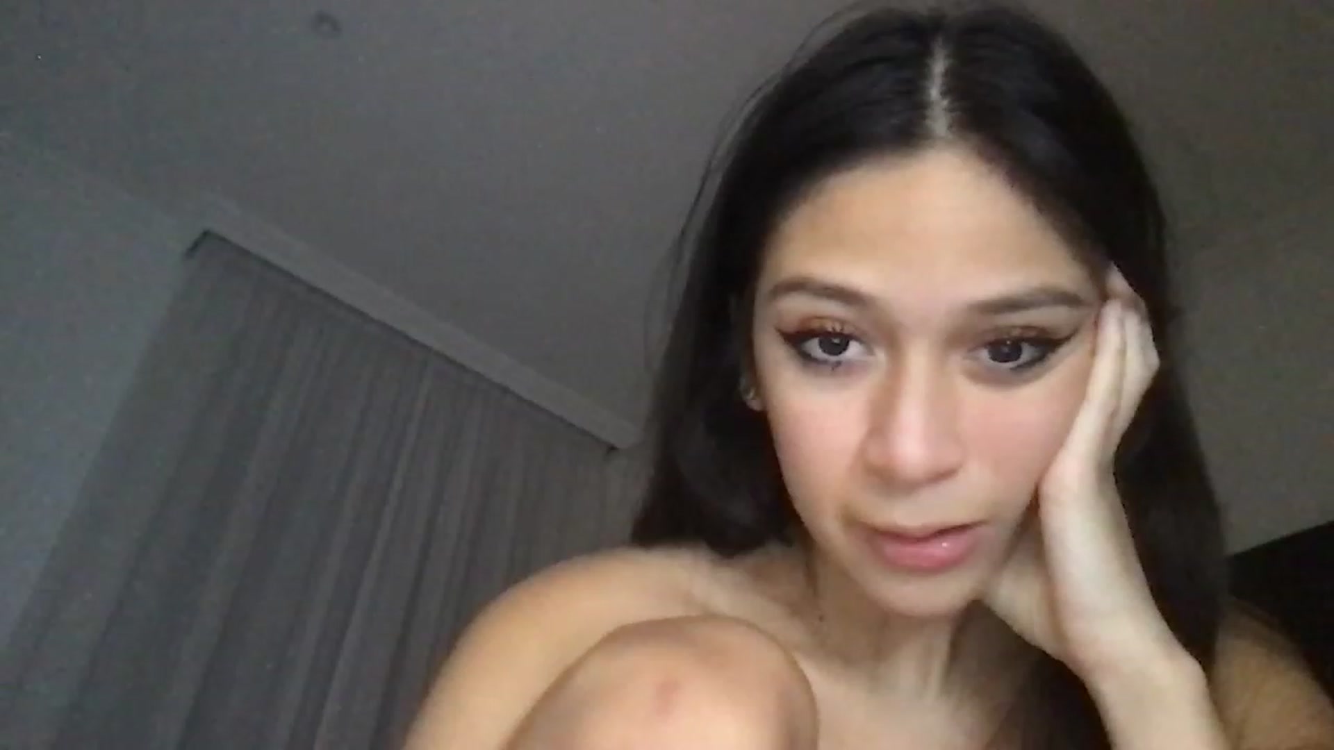 Gallery image thumbnail from XcatscontentX's myfreecams stream on, 11/17/2022, 17:50 image 1 of 20