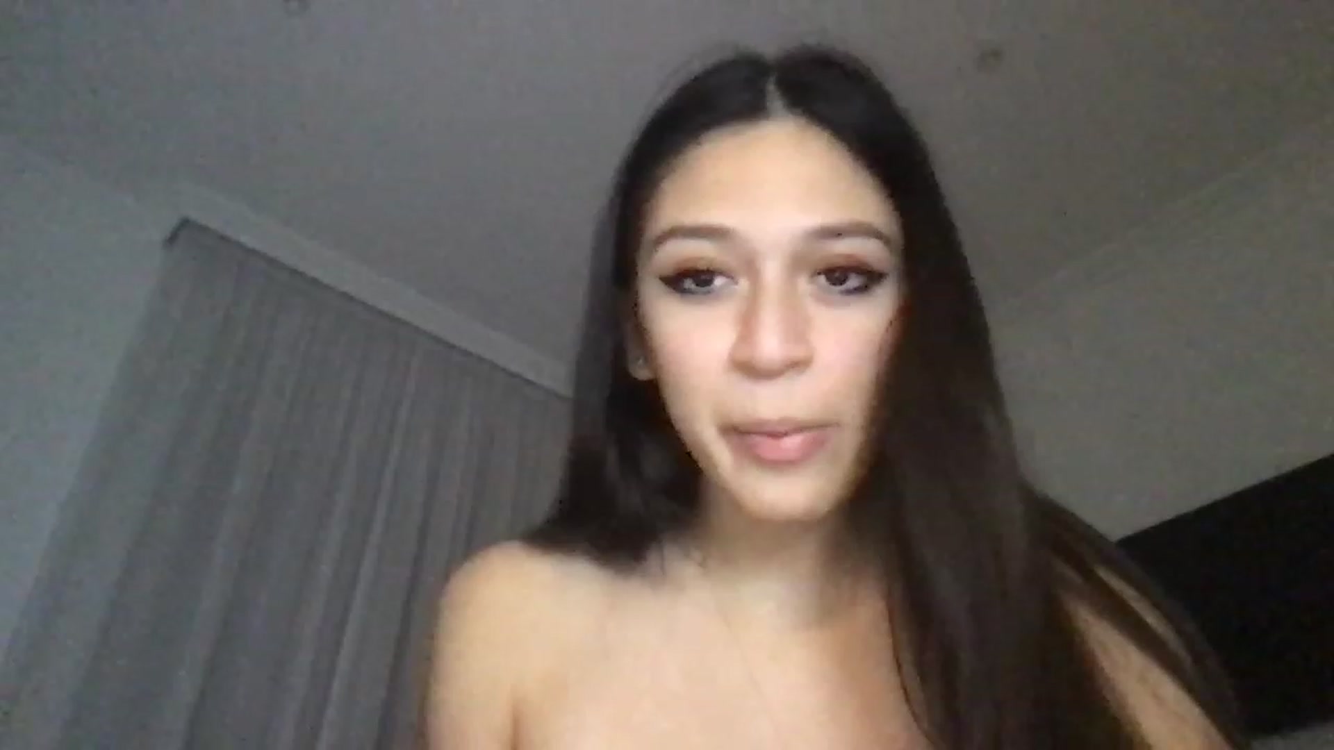 Gallery image thumbnail from XcatscontentX's myfreecams stream on, 11/17/2022, 17:50 image 10 of 20