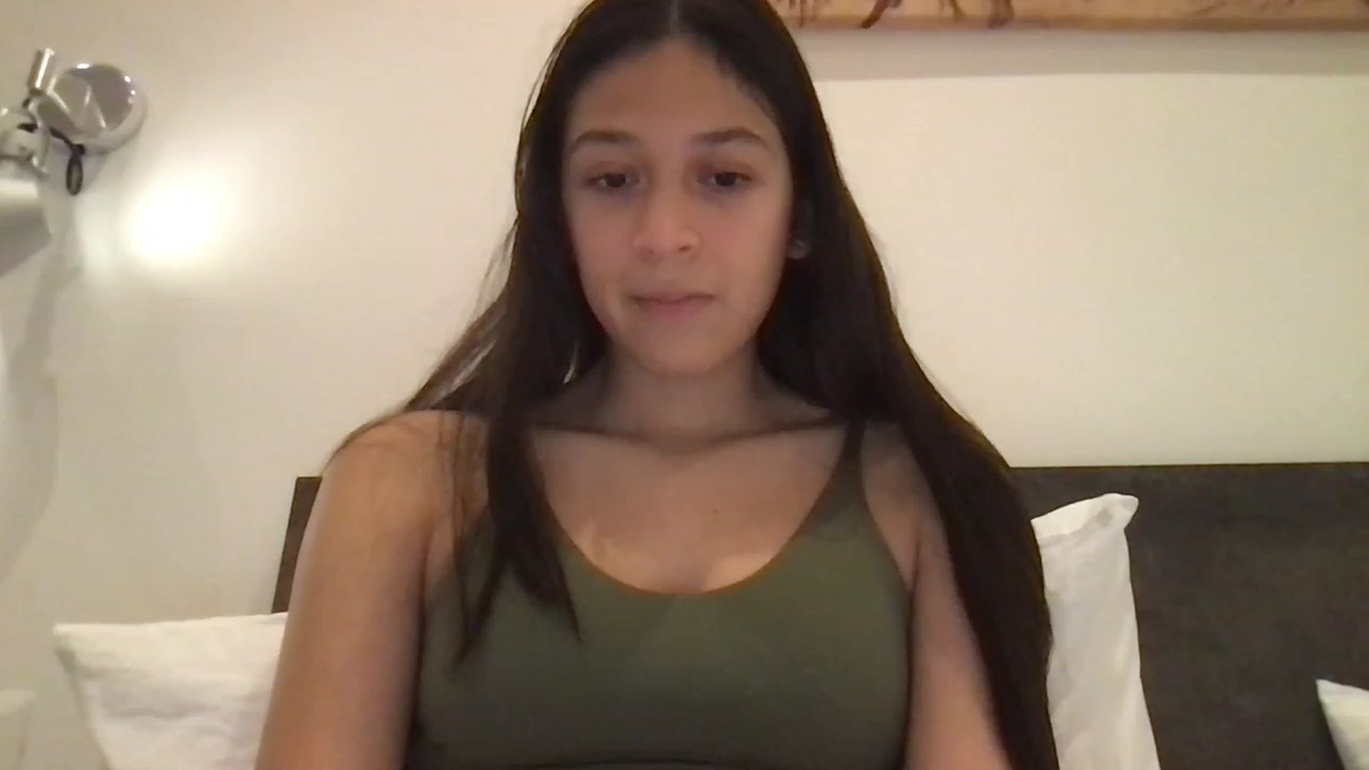 Gallery image thumbnail from XcatscontentX's myfreecams stream on, 12/07/2022, 18:51 image 7 of 20