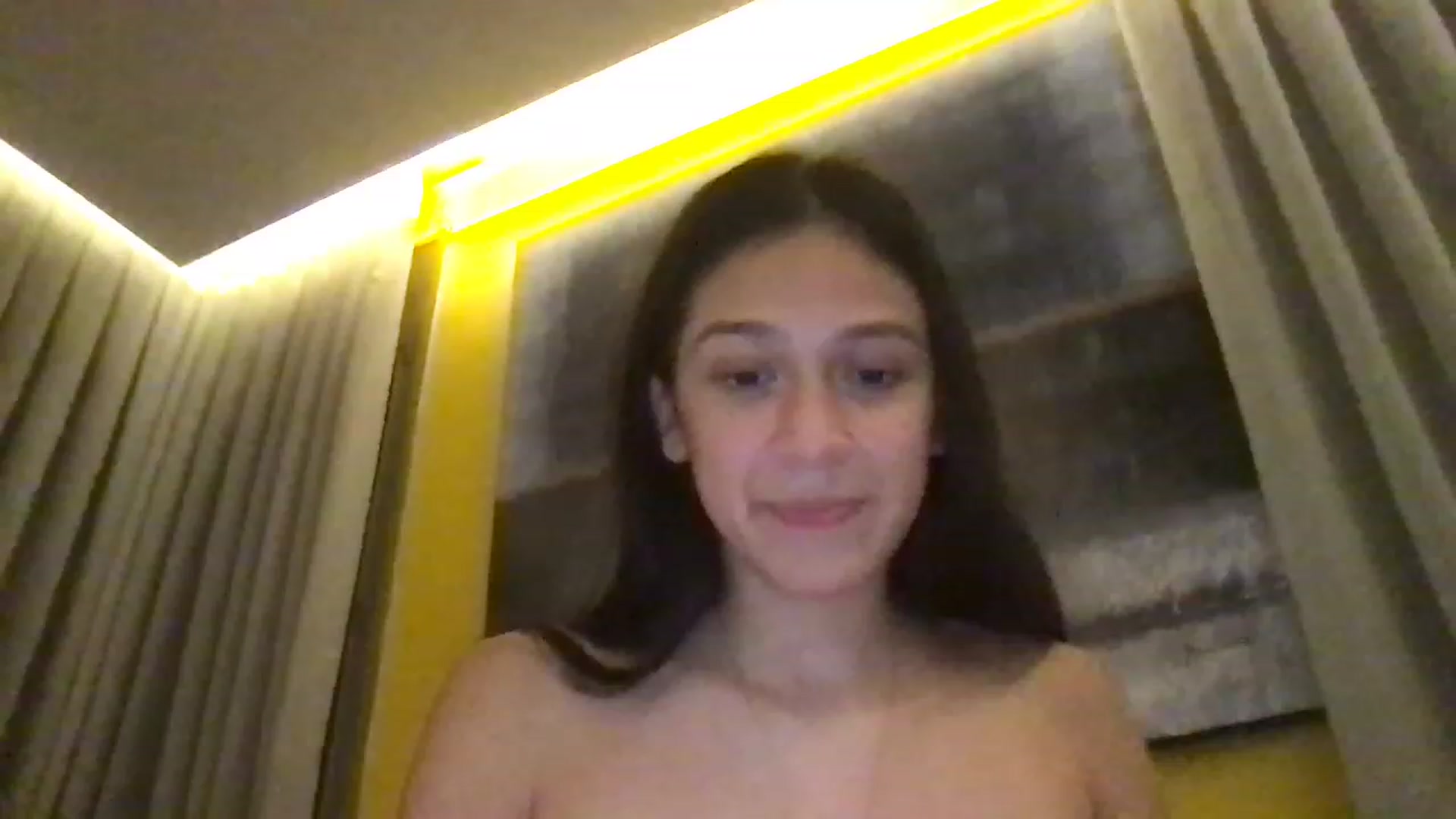 Gallery image thumbnail from XcatscontentX's myfreecams stream on, 01/12/2023, 20:40 image 5 of 20