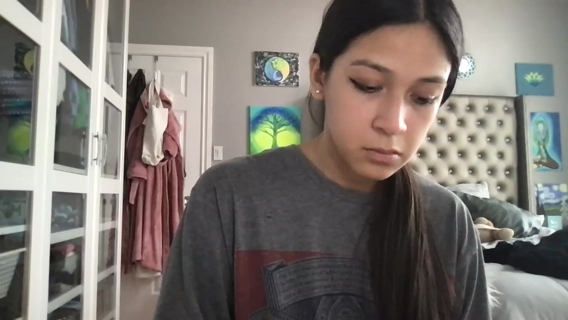 Gallery image thumbnail from XcatscontentX's myfreecams stream on, 04/17/2023, 19:07 image 13 of 20