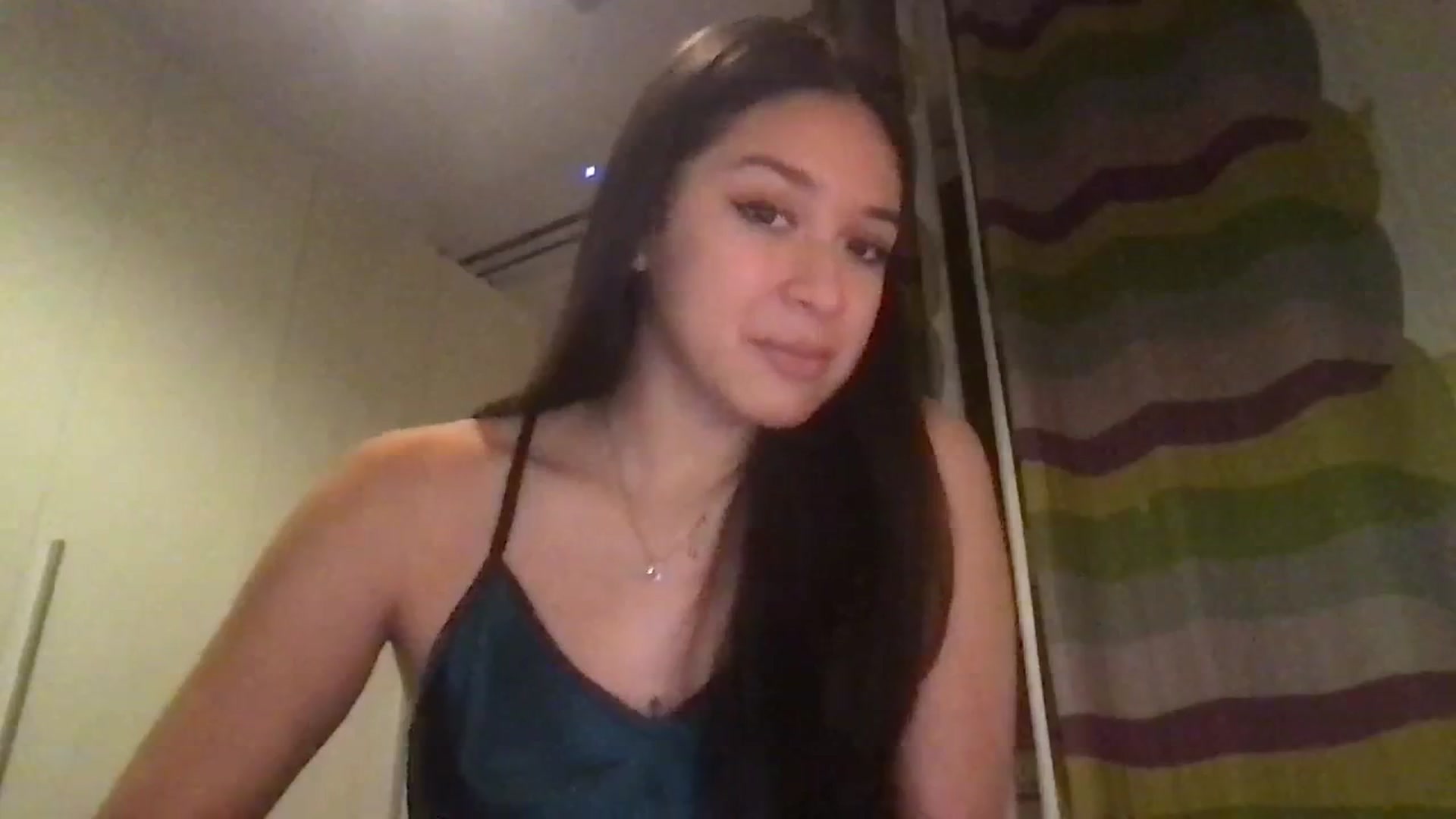 Gallery image thumbnail from XcatscontentX's myfreecams stream on, 02/20/2024, 15:18 image 4 of 20