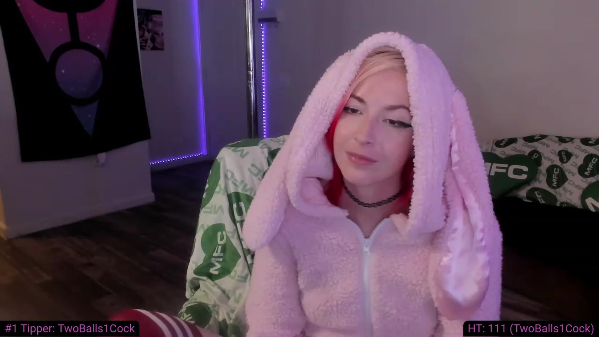 Gallery image thumbnail from Xena_saturn's myfreecams stream on, 11/19/2022, 15:30 image 7 of 20