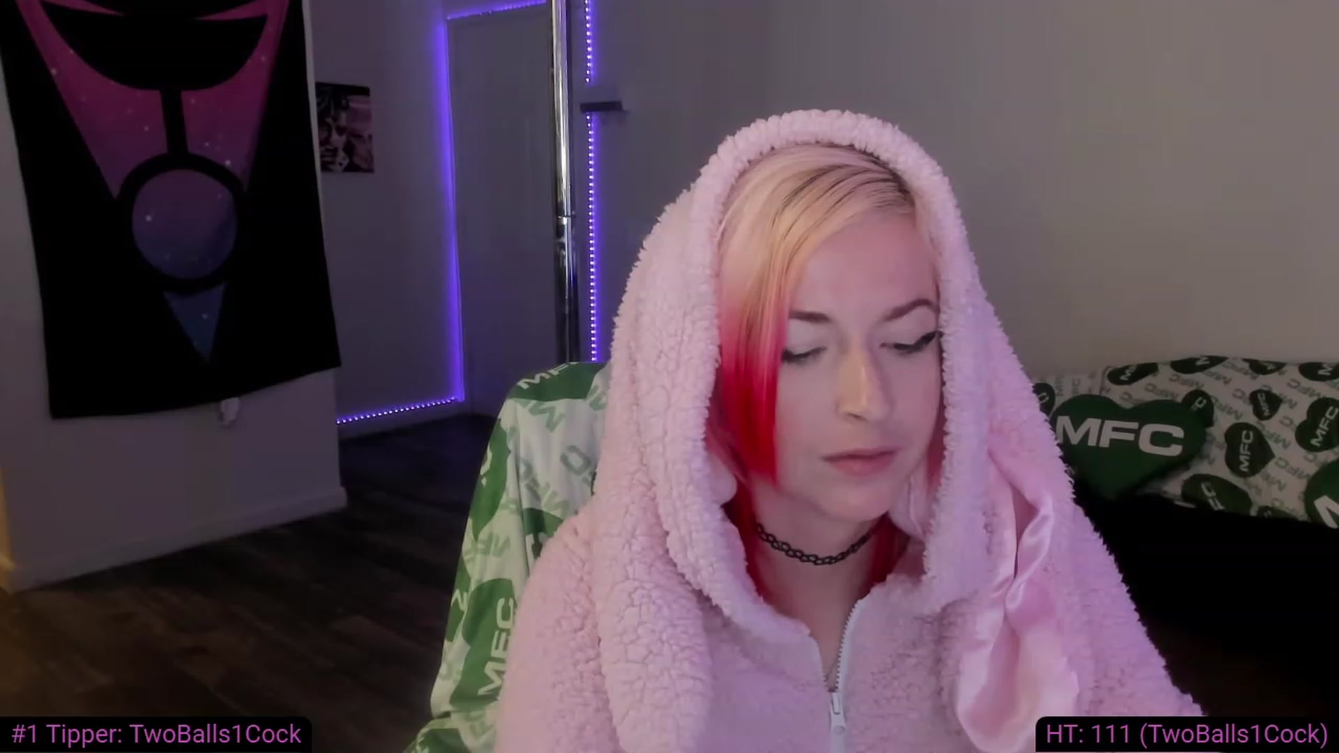 Gallery image thumbnail from Xena_saturn's myfreecams stream on, 11/19/2022, 15:30 image 17 of 20