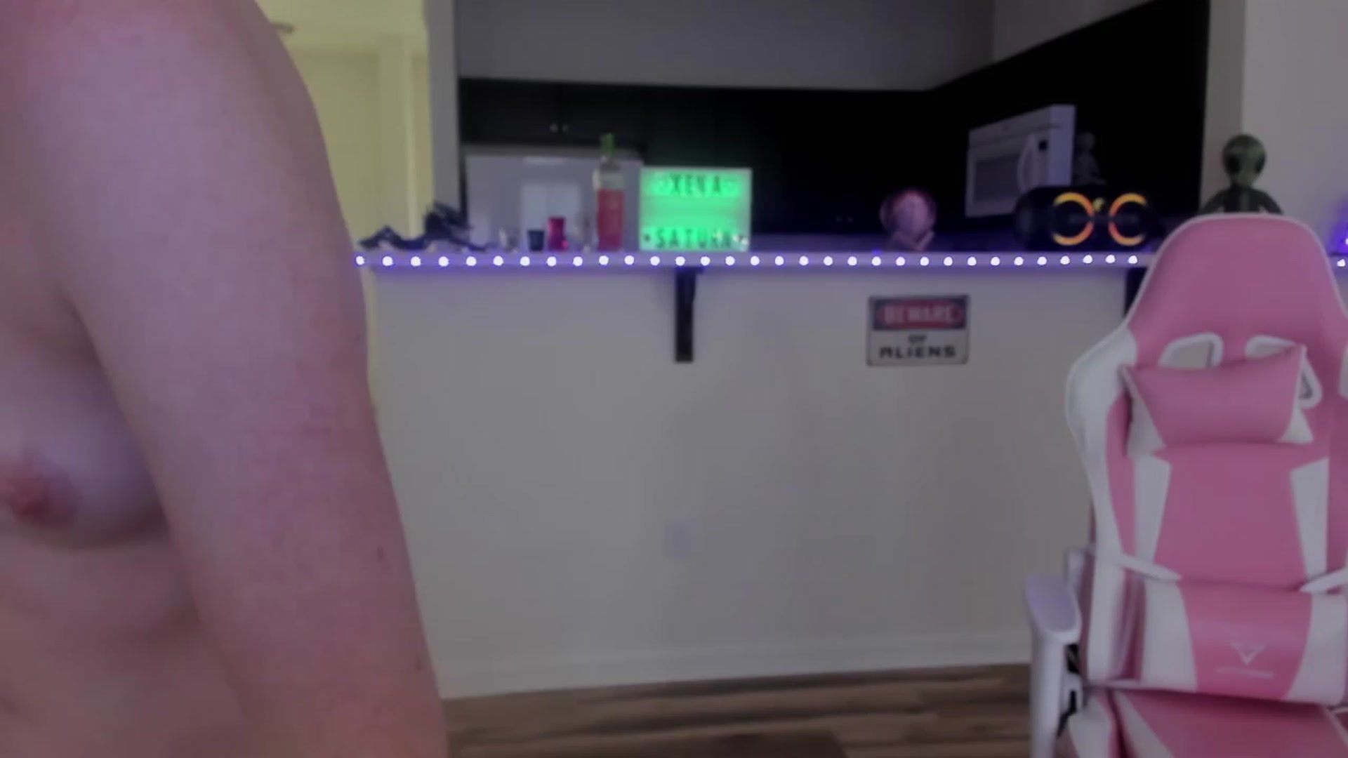 Gallery image thumbnail from Xena_saturn's myfreecams stream on, 07/10/2023, 24:41 image 2 of 20