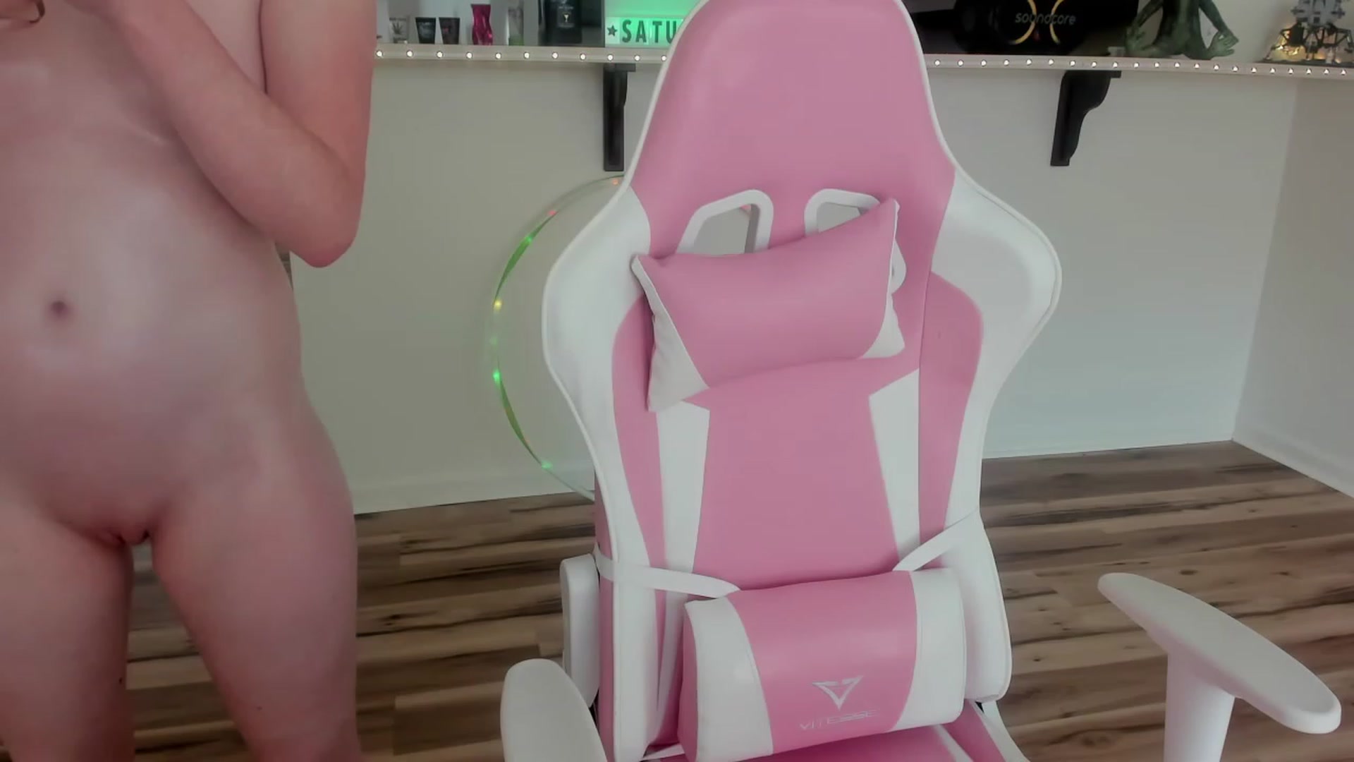 Gallery image thumbnail from Xena_saturn's myfreecams stream on, 09/08/2023, 01:04 image 8 of 20