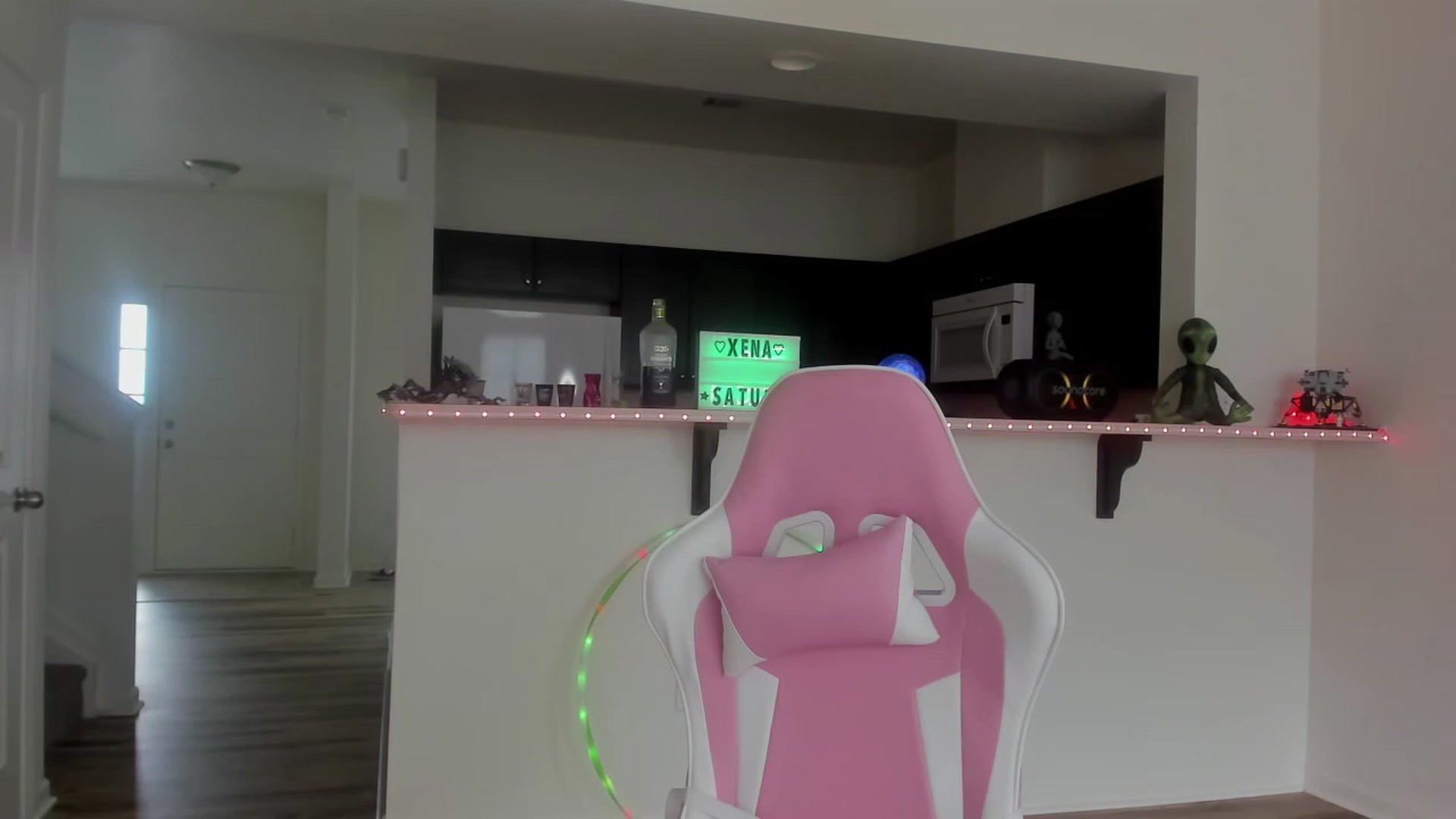 Gallery image thumbnail from Xena_saturn's myfreecams stream on, 09/08/2023, 01:04 image 13 of 20