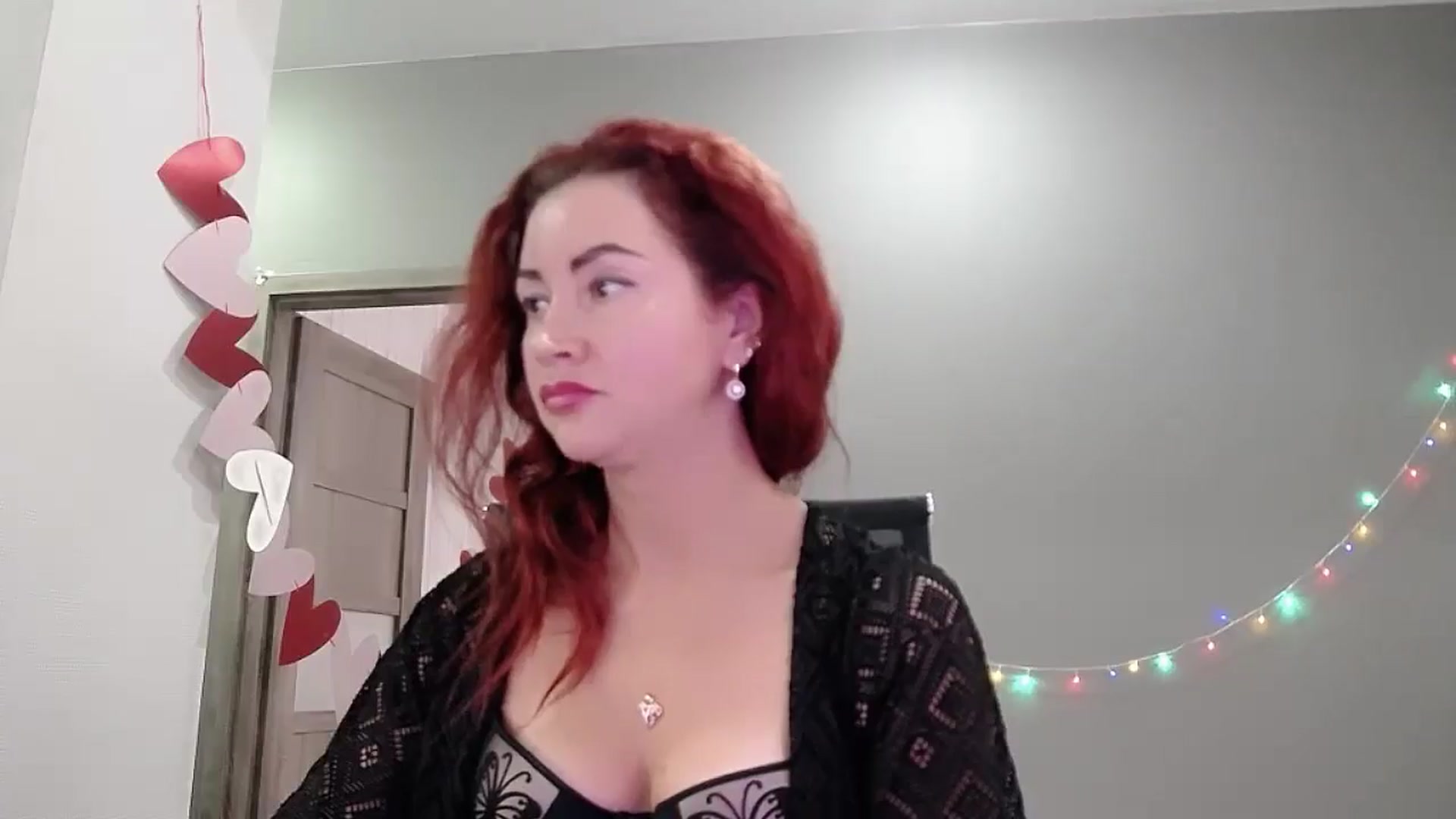 Gallery image thumbnail from XeniaMilf's myfreecams stream on, 10/14/2025, 15:55 image 4 of 20