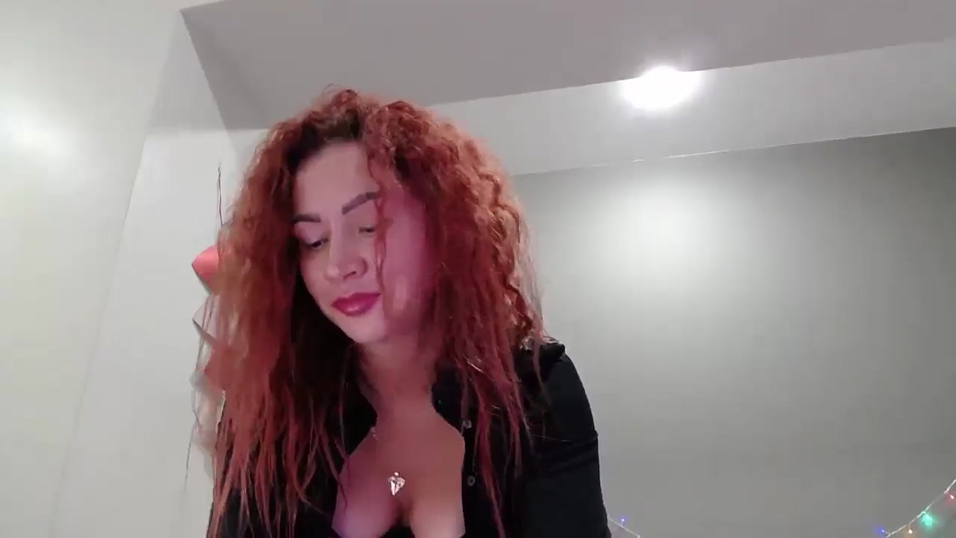 Gallery image thumbnail from XeniaMilf's myfreecams stream on, 10/17/2025, 13:43 image 8 of 20