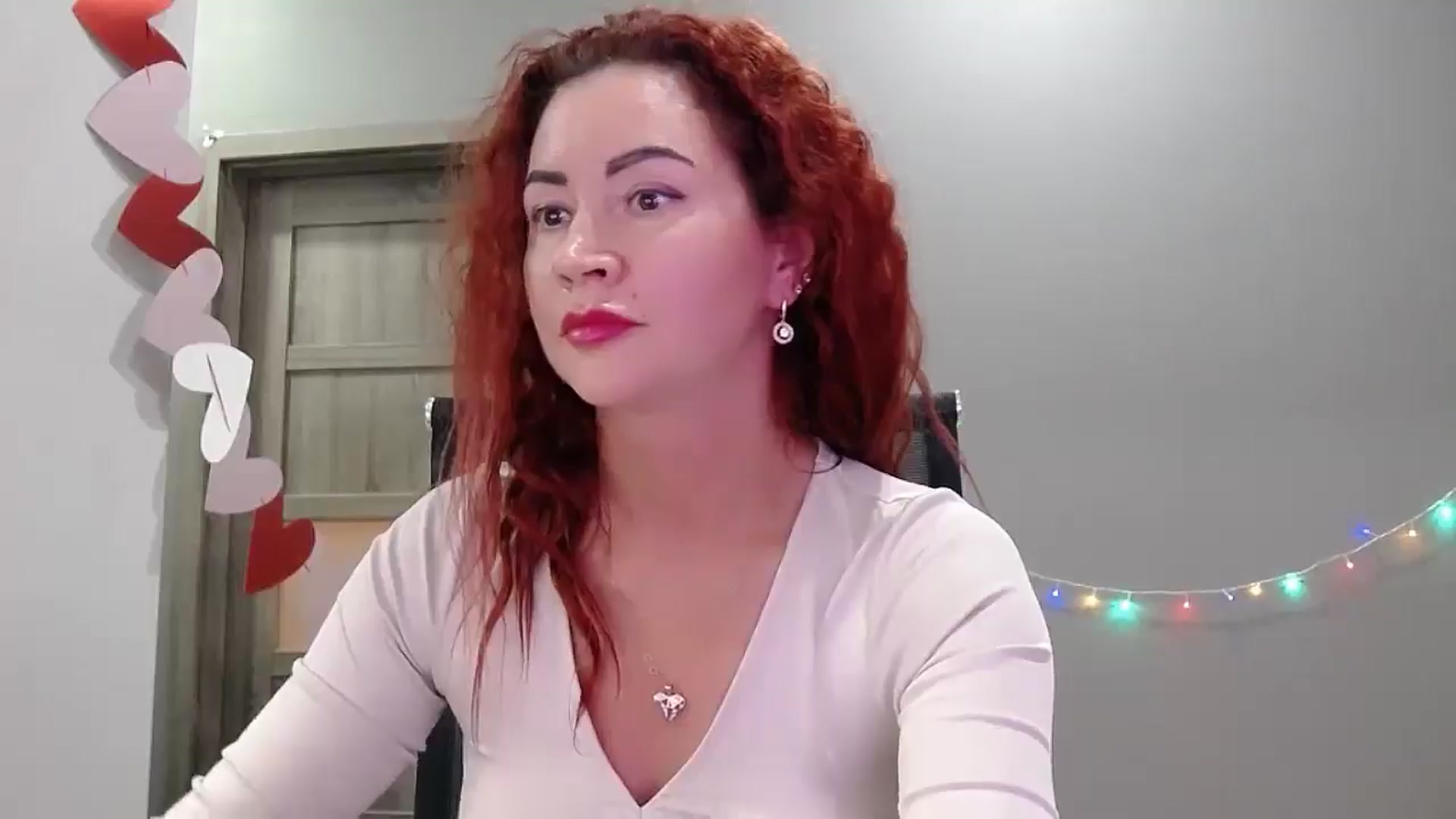 Gallery image thumbnail from XeniaMilf's myfreecams stream on, 10/18/2025, 15:14 image 5 of 20