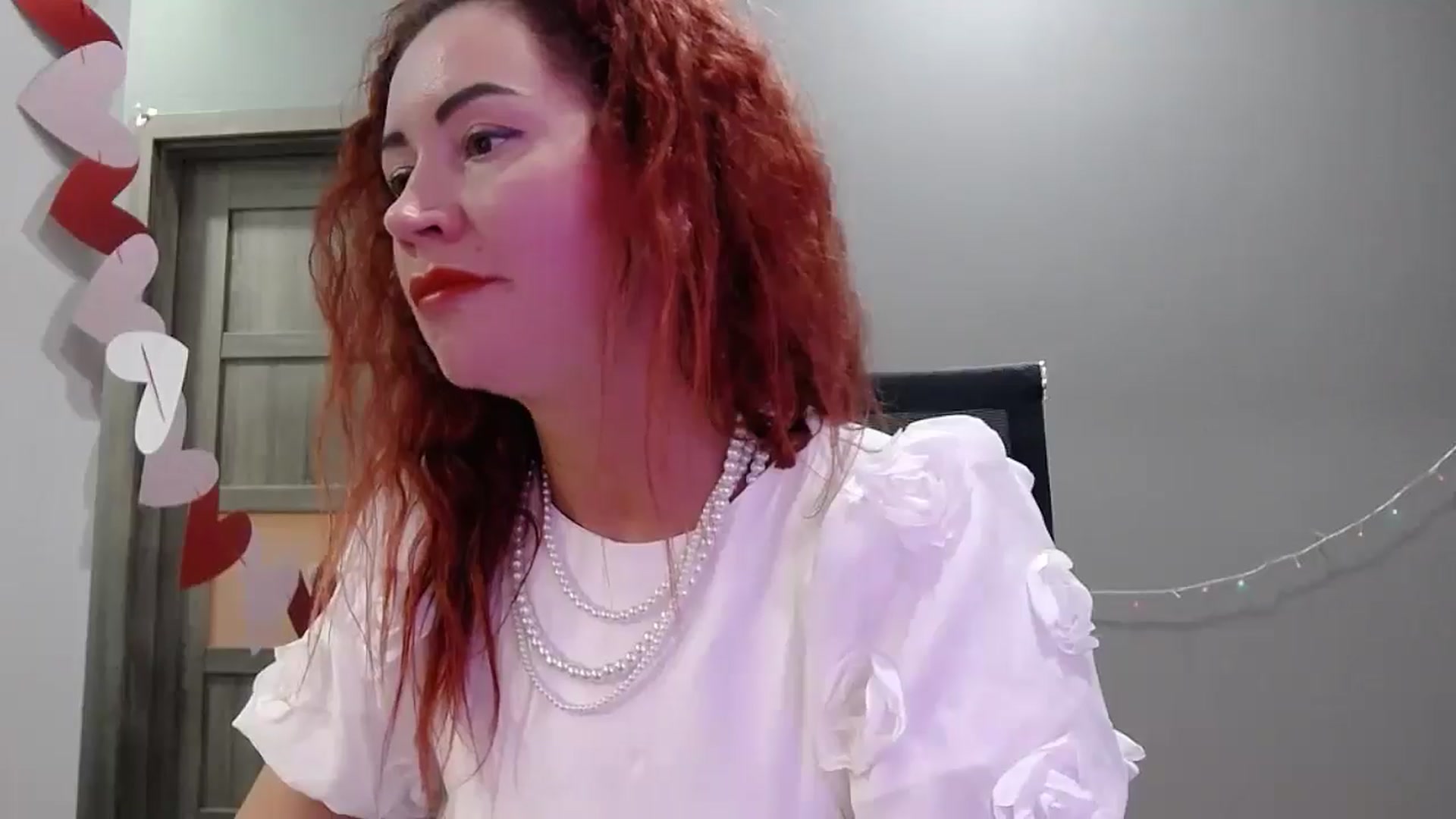 Gallery image thumbnail from XeniaMilf's myfreecams stream on, 10/22/2025, 15:08 image 3 of 20