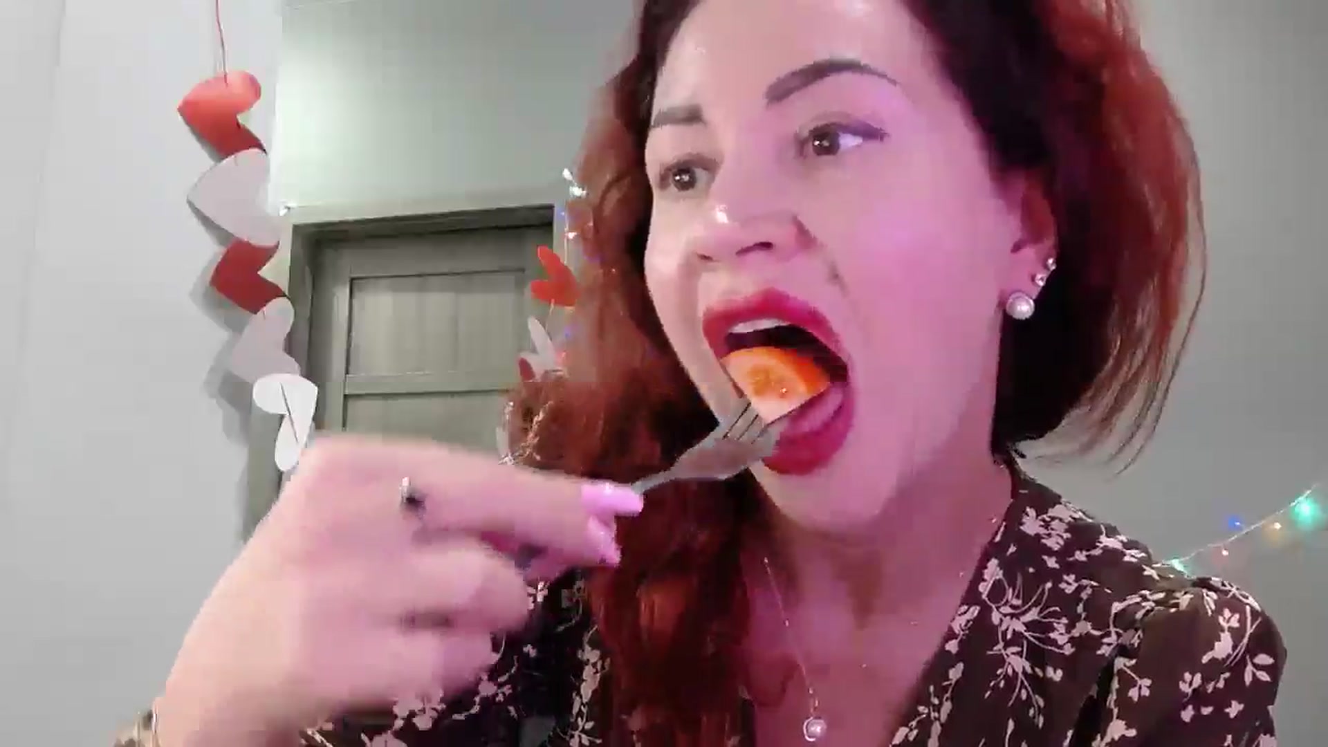 Gallery image thumbnail from XeniaMilf's myfreecams stream on, 10/25/2025, 12:19 image 5 of 20