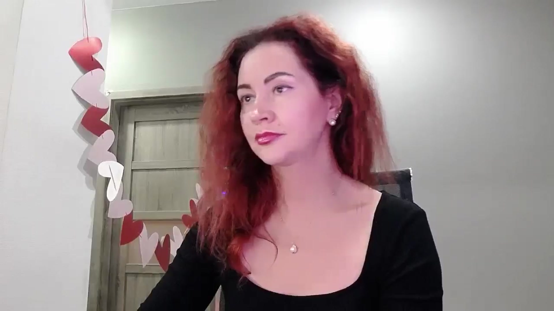 Gallery image thumbnail from XeniaMilf's myfreecams stream on, 10/26/2025, 16:44 image 11 of 20