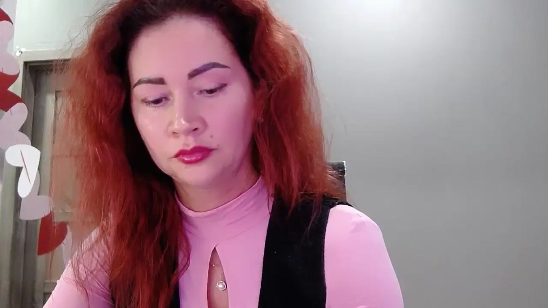Gallery image thumbnail from XeniaMilf's myfreecams stream on, 10/28/2025, 14:27 image 7 of 20