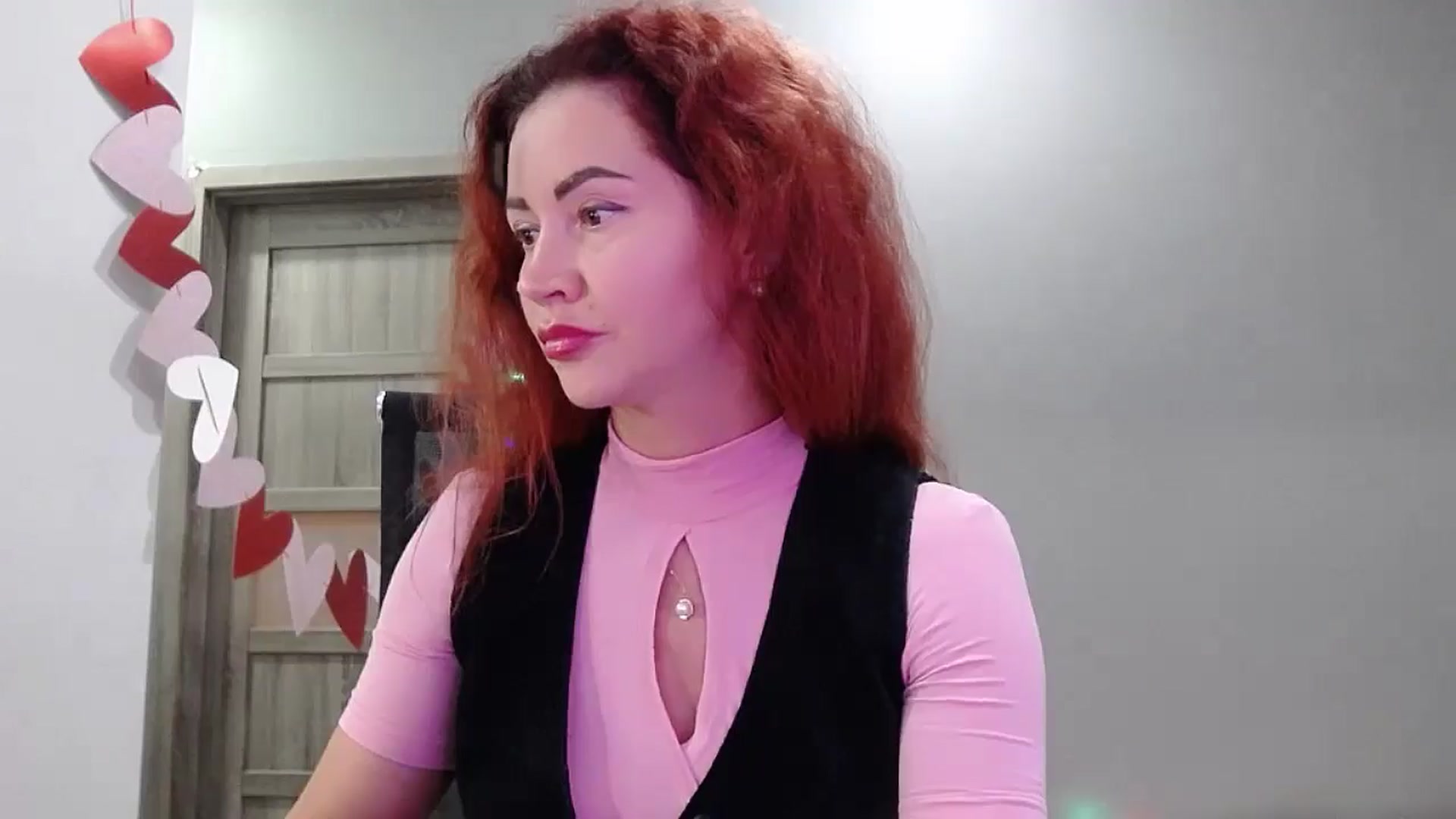 Gallery image thumbnail from XeniaMilf's myfreecams stream on, 10/28/2025, 14:27 image 18 of 20