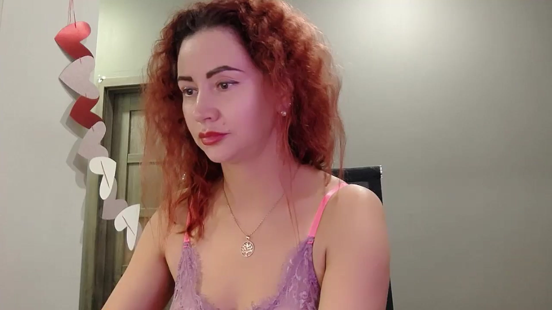 Gallery image thumbnail from XeniaMilf's myfreecams stream on, 11/07/2025, 15:39 image 2 of 20