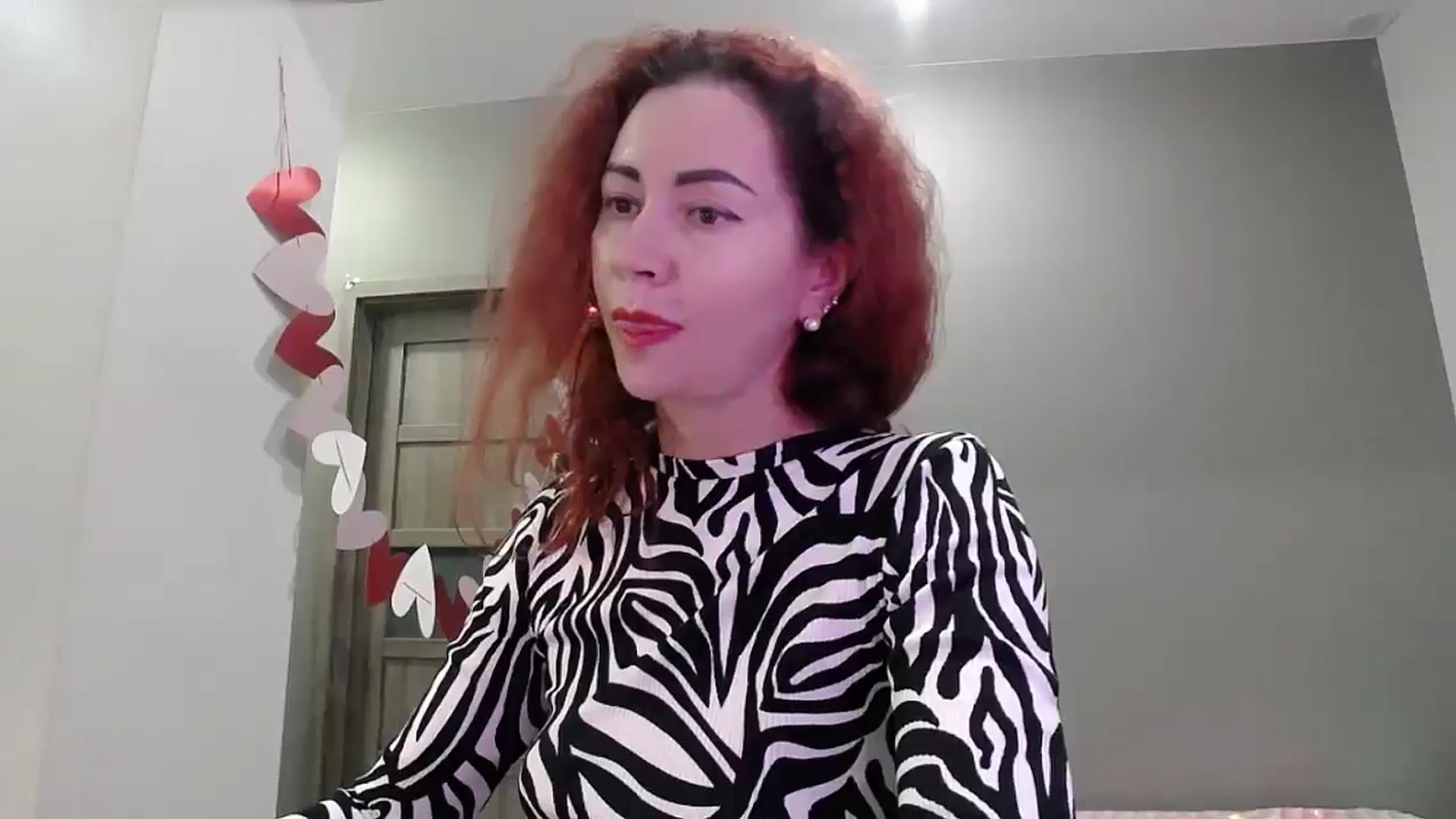 Gallery image thumbnail from XeniaMilf's myfreecams stream on, 11/18/2025, 14:51 image 9 of 20