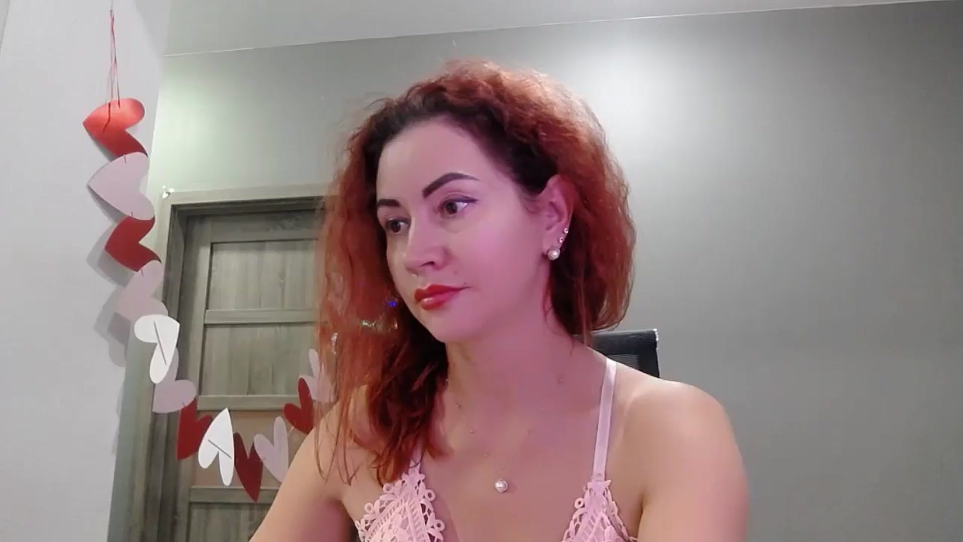Gallery image thumbnail from XeniaMilf's myfreecams stream on, 11/18/2025, 16:36 image 18 of 20