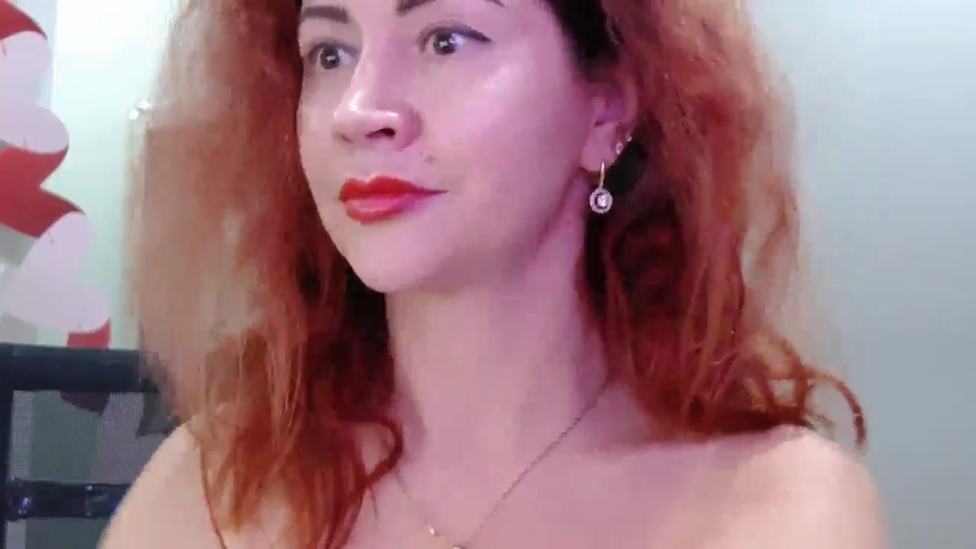 Gallery image thumbnail from XeniaMilf's myfreecams stream on, 12/04/2025, 16:39 image 14 of 20