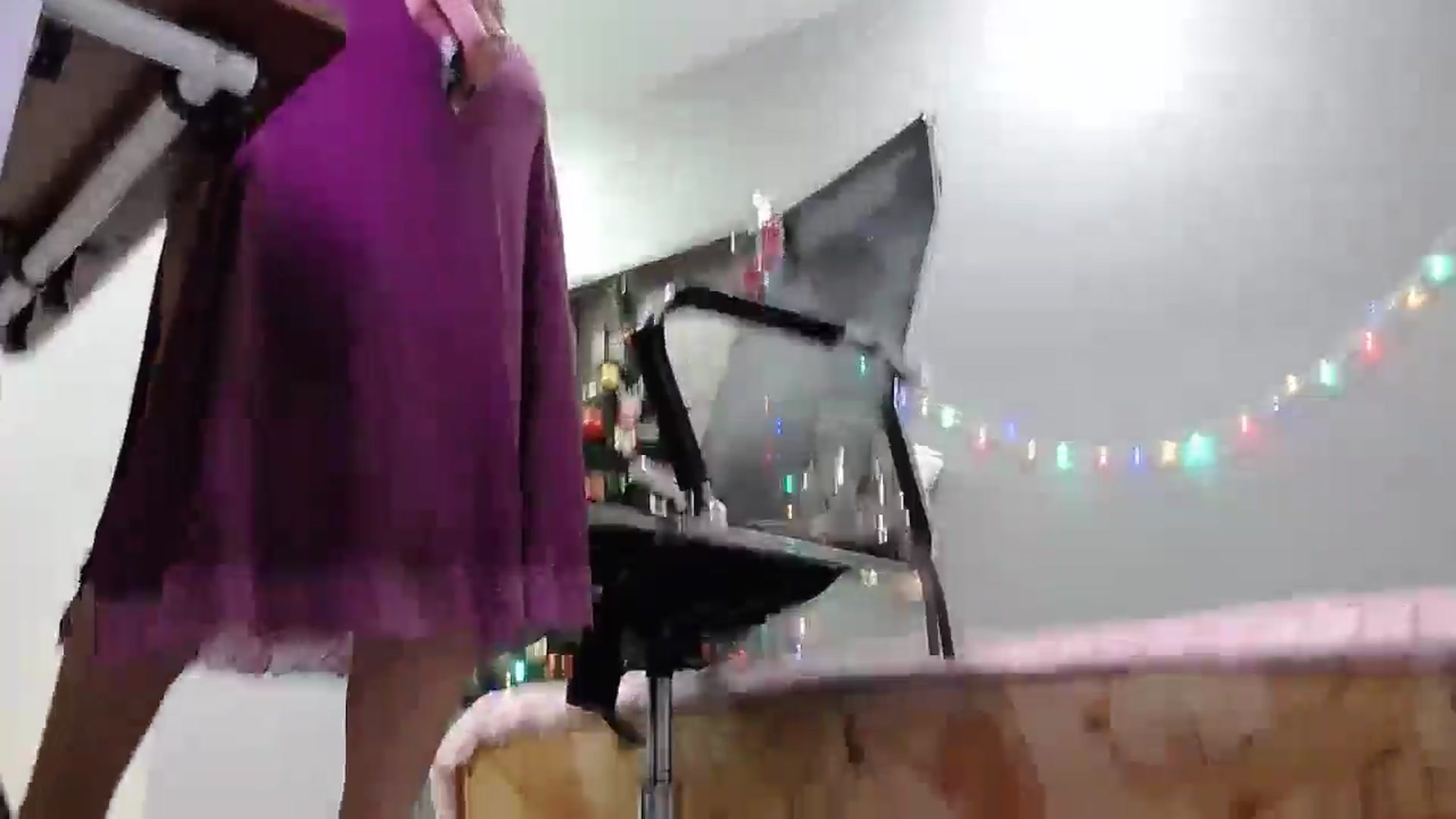 Gallery image thumbnail from XeniaMilf's myfreecams stream on, 12/13/2025, 16:32 image 10 of 20