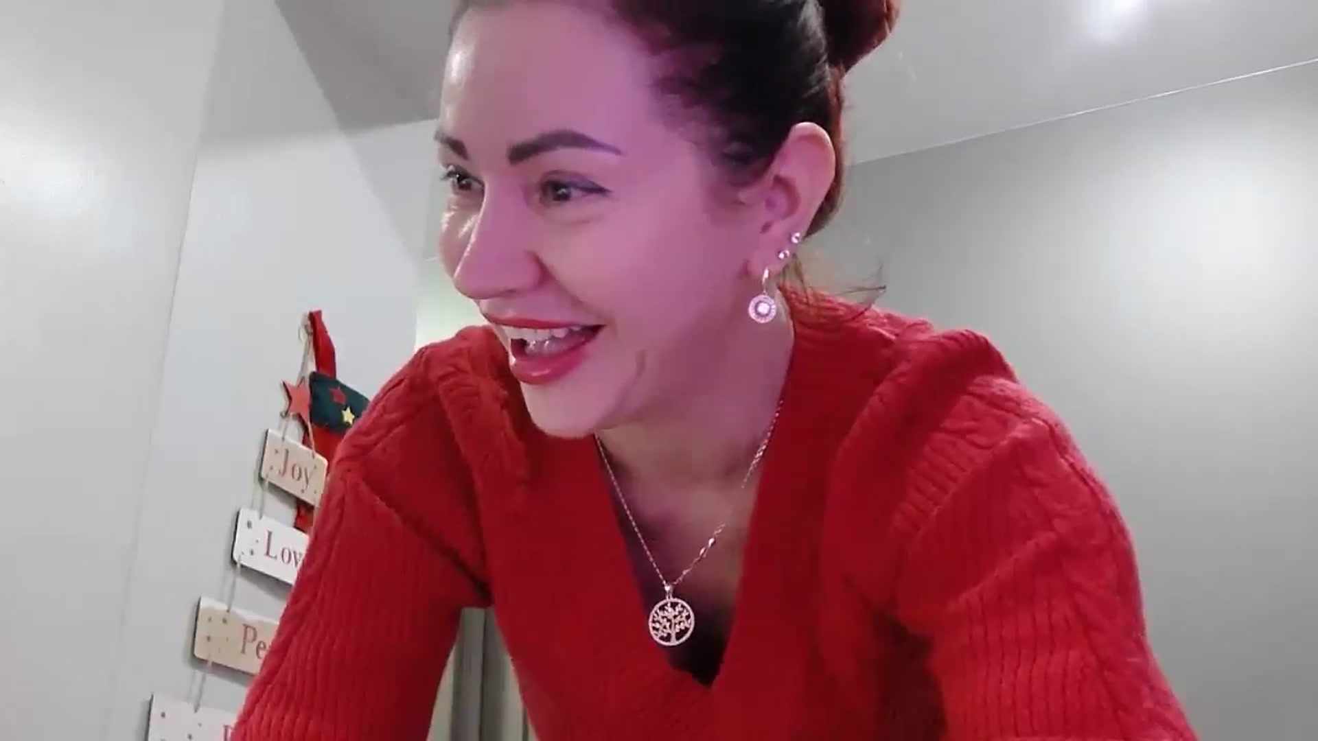 Gallery image thumbnail from XeniaMilf's myfreecams stream on, 12/14/2025, 14:24 image 14 of 20