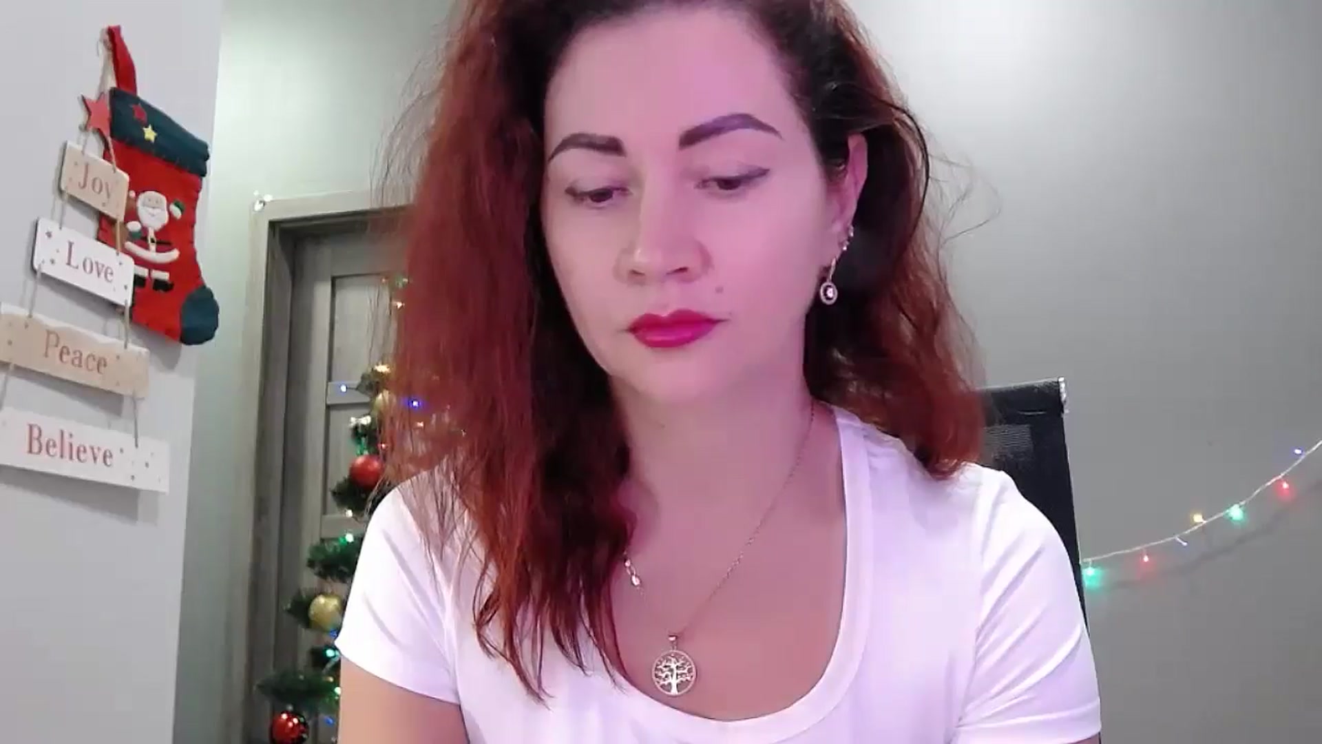 Gallery image thumbnail from XeniaMilf's myfreecams stream on, 12/16/2025, 16:42 image 8 of 20