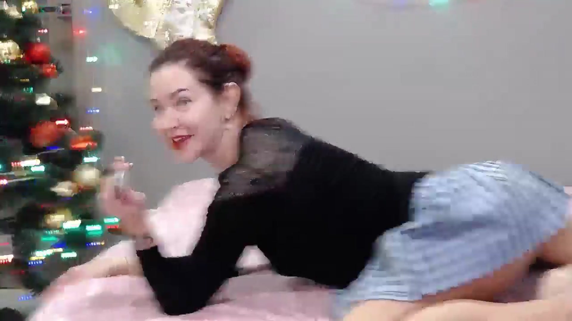 Gallery image thumbnail from XeniaMilf's myfreecams stream on, 12/18/2025, 13:47 image 2 of 20