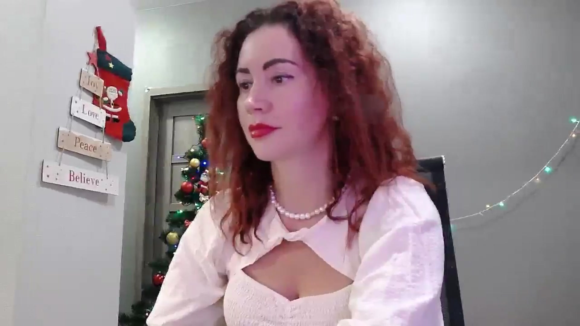 Gallery image thumbnail from XeniaMilf's myfreecams stream on, 12/19/2025, 17:26 image 12 of 20