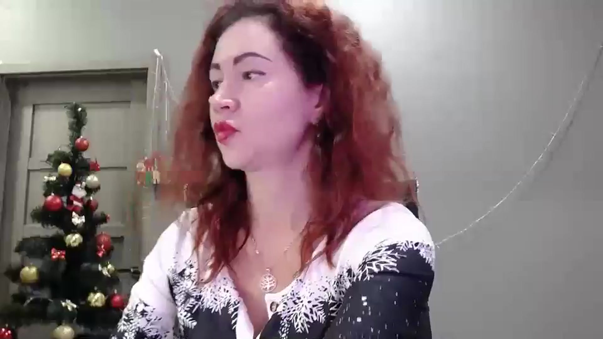 Gallery image thumbnail from XeniaMilf's myfreecams stream on, 12/25/2025, 12:54 image 9 of 20