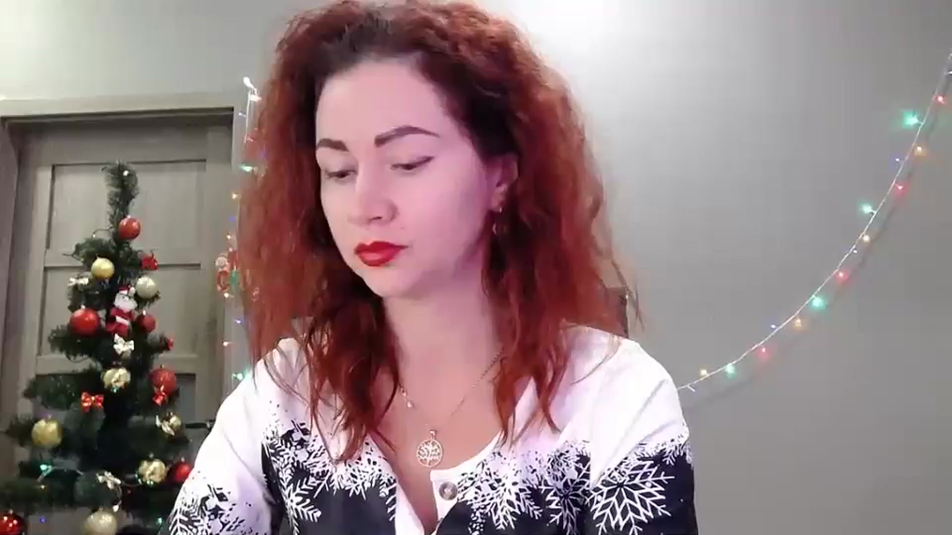 Gallery image thumbnail from XeniaMilf's myfreecams stream on, 12/25/2025, 12:54 image 10 of 20