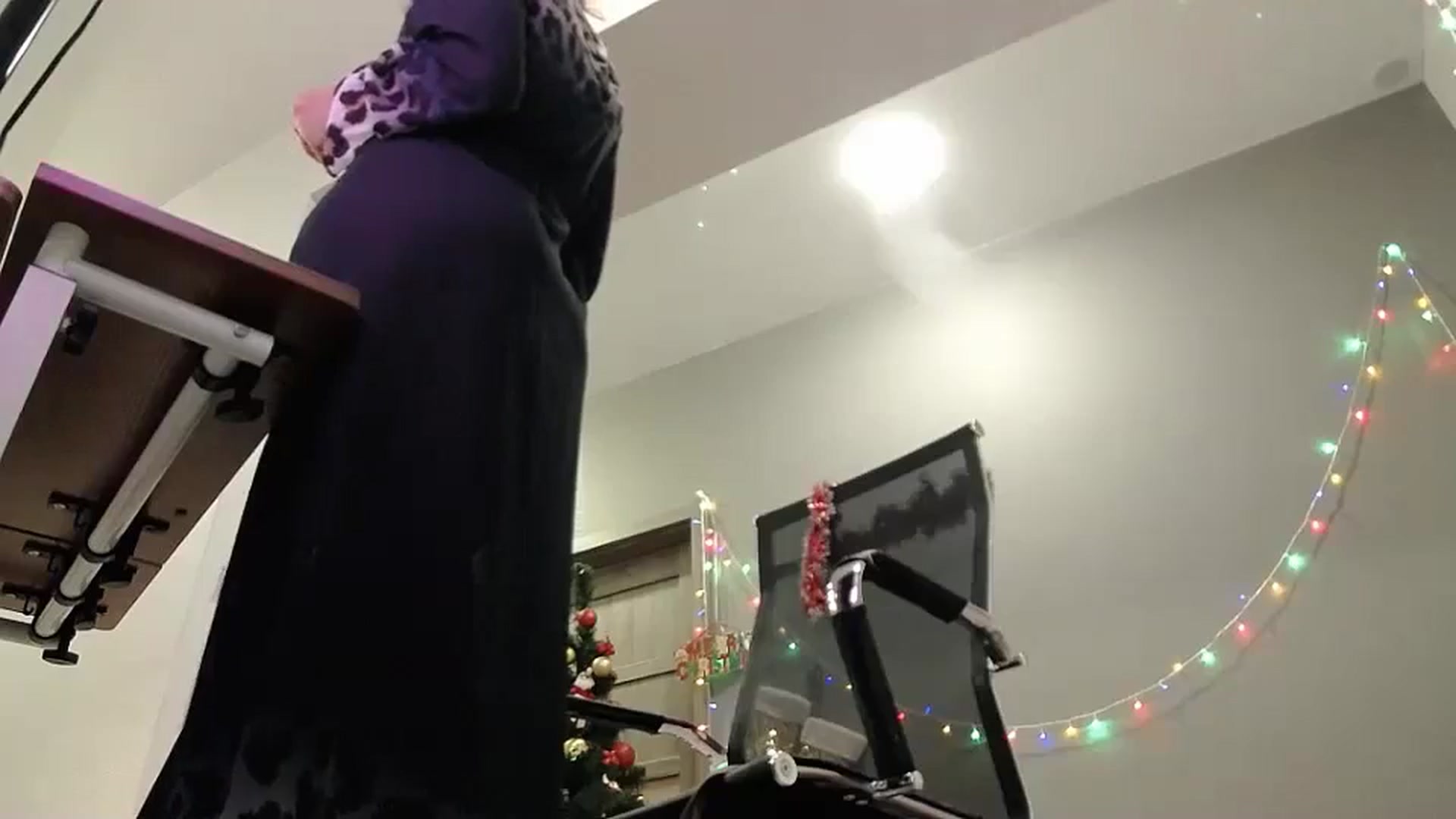 Gallery image thumbnail from XeniaMilf's myfreecams stream on, 12/26/2025, 13:11 image 10 of 20