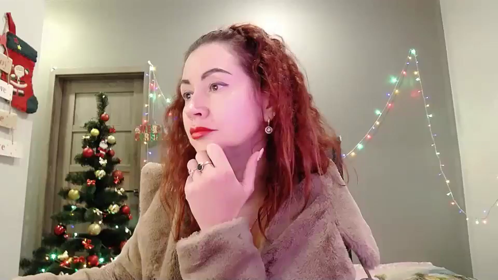 Gallery image thumbnail from XeniaMilf's myfreecams stream on, 12/26/2025, 13:31 image 17 of 20