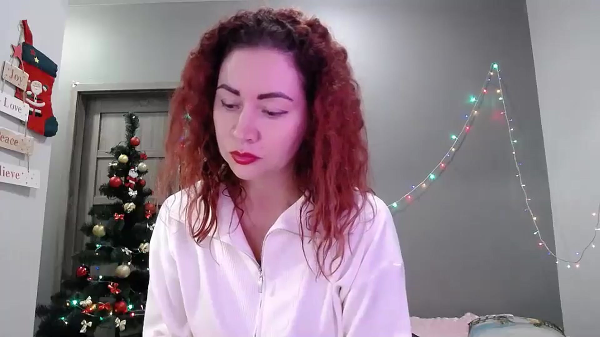 Gallery image thumbnail from XeniaMilf's myfreecams stream on, 12/29/2025, 16:41 image 10 of 20