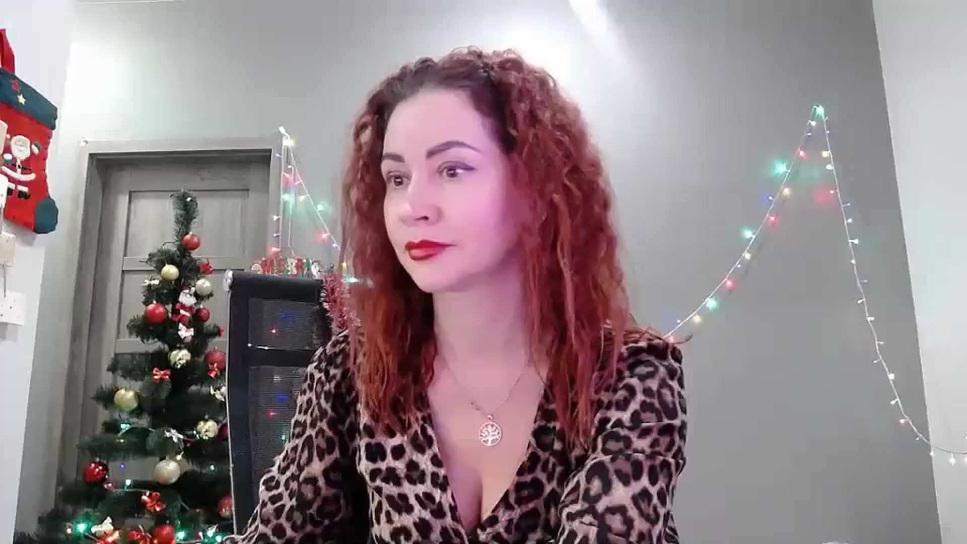 Gallery image thumbnail from XeniaMilf's myfreecams stream on, 01/02/2026, 12:18 image 10 of 20