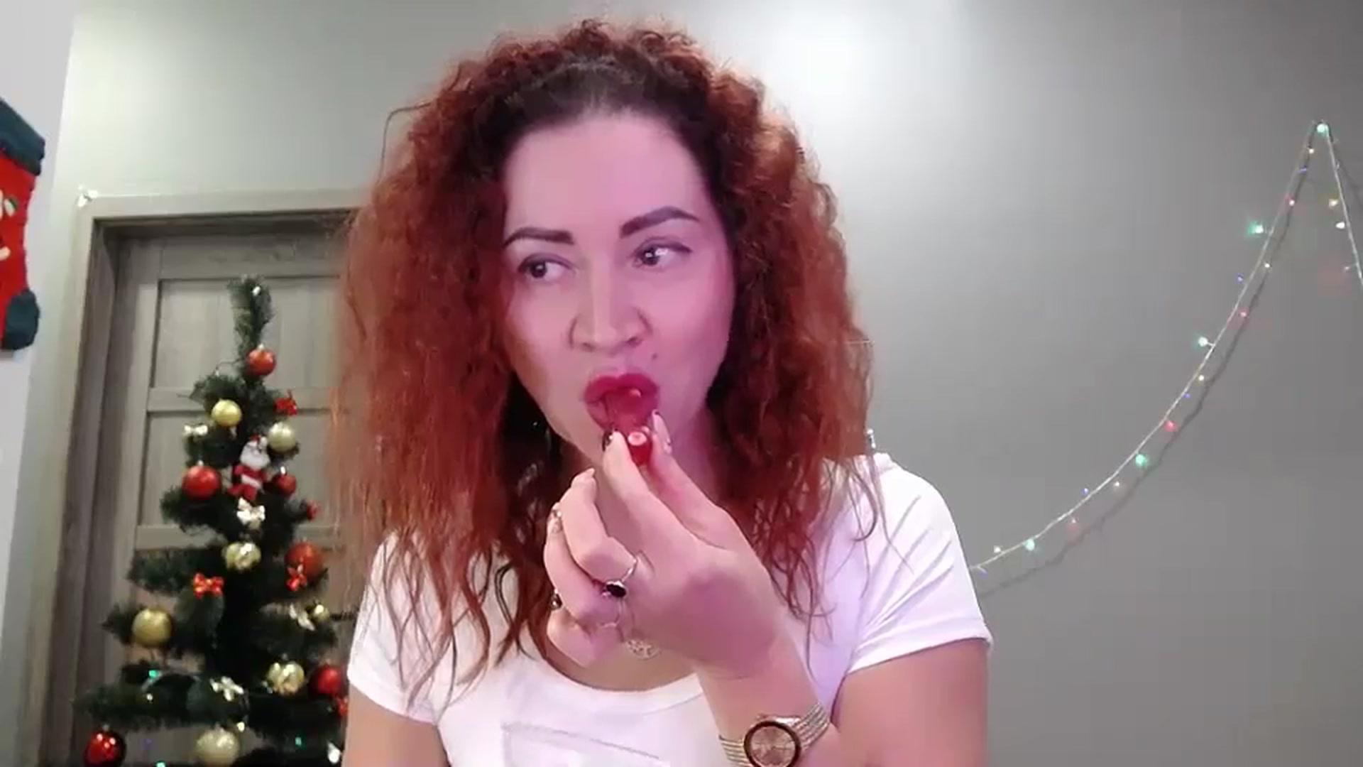 Gallery image thumbnail from XeniaMilf's myfreecams stream on, 01/07/2026, 16:23 image 14 of 20