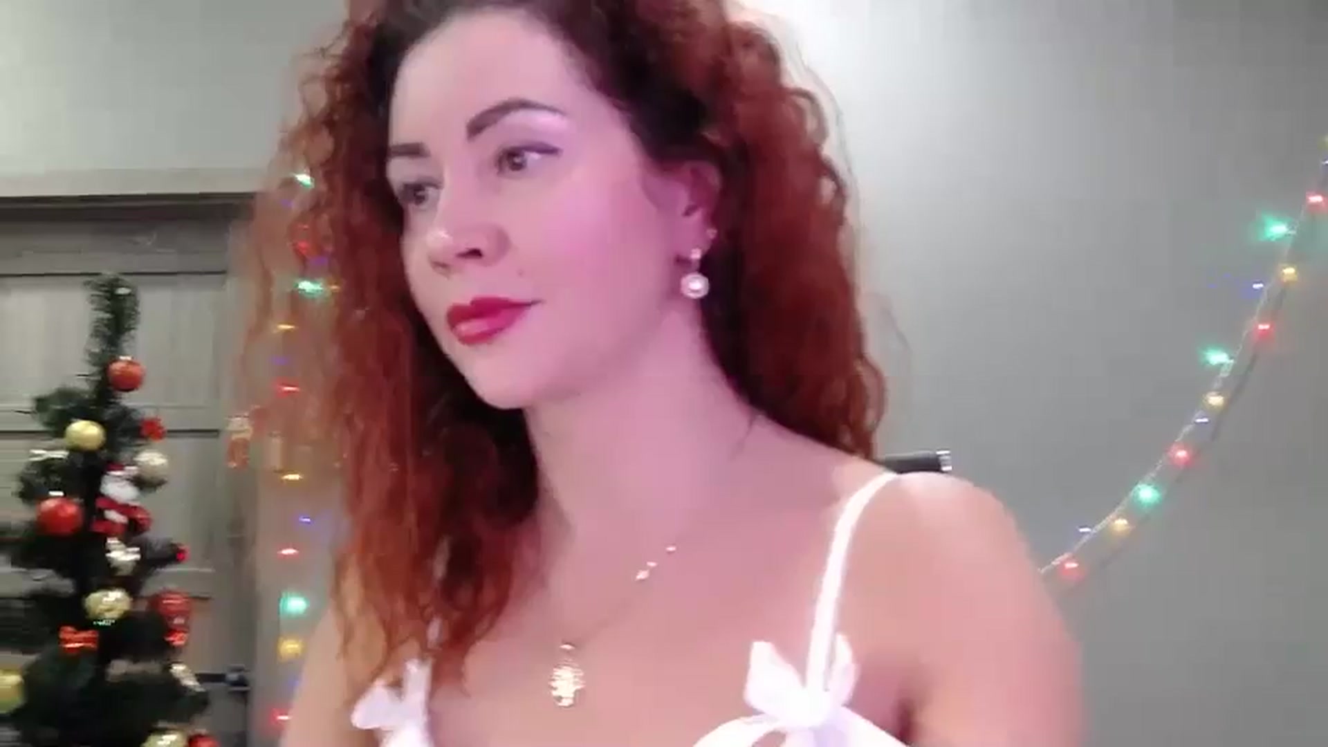 Gallery image thumbnail from XeniaMilf's myfreecams stream on, 01/07/2026, 17:38 image 6 of 20