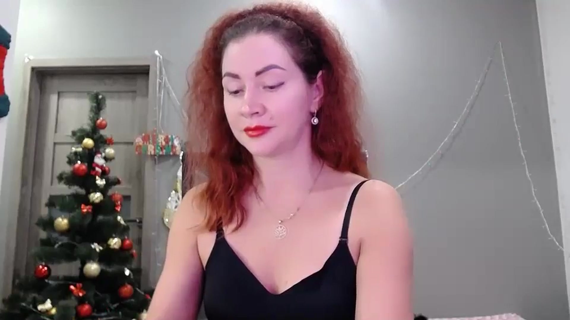 Gallery image thumbnail from XeniaMilf's myfreecams stream on, 01/08/2026, 14:54 image 9 of 20