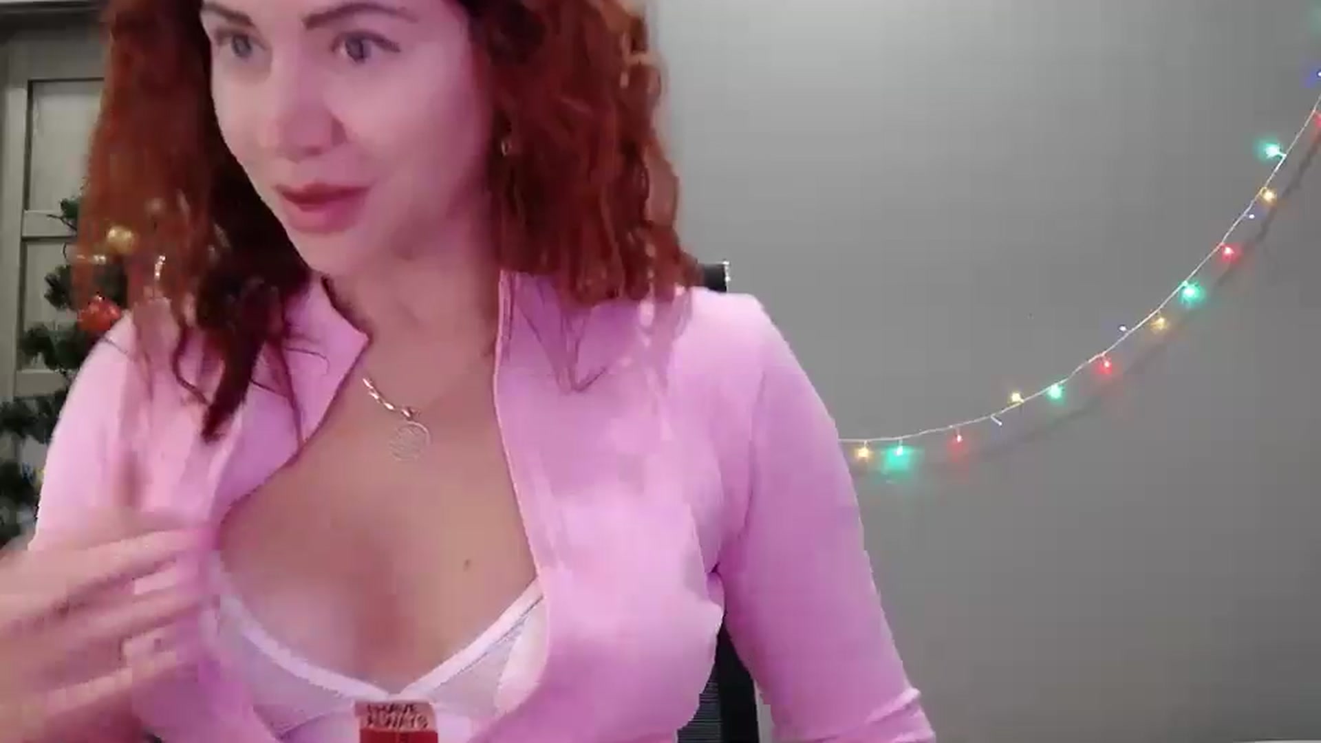Gallery image thumbnail from XeniaMilf's myfreecams stream on, 01/14/2026, 13:41 image 20 of 20