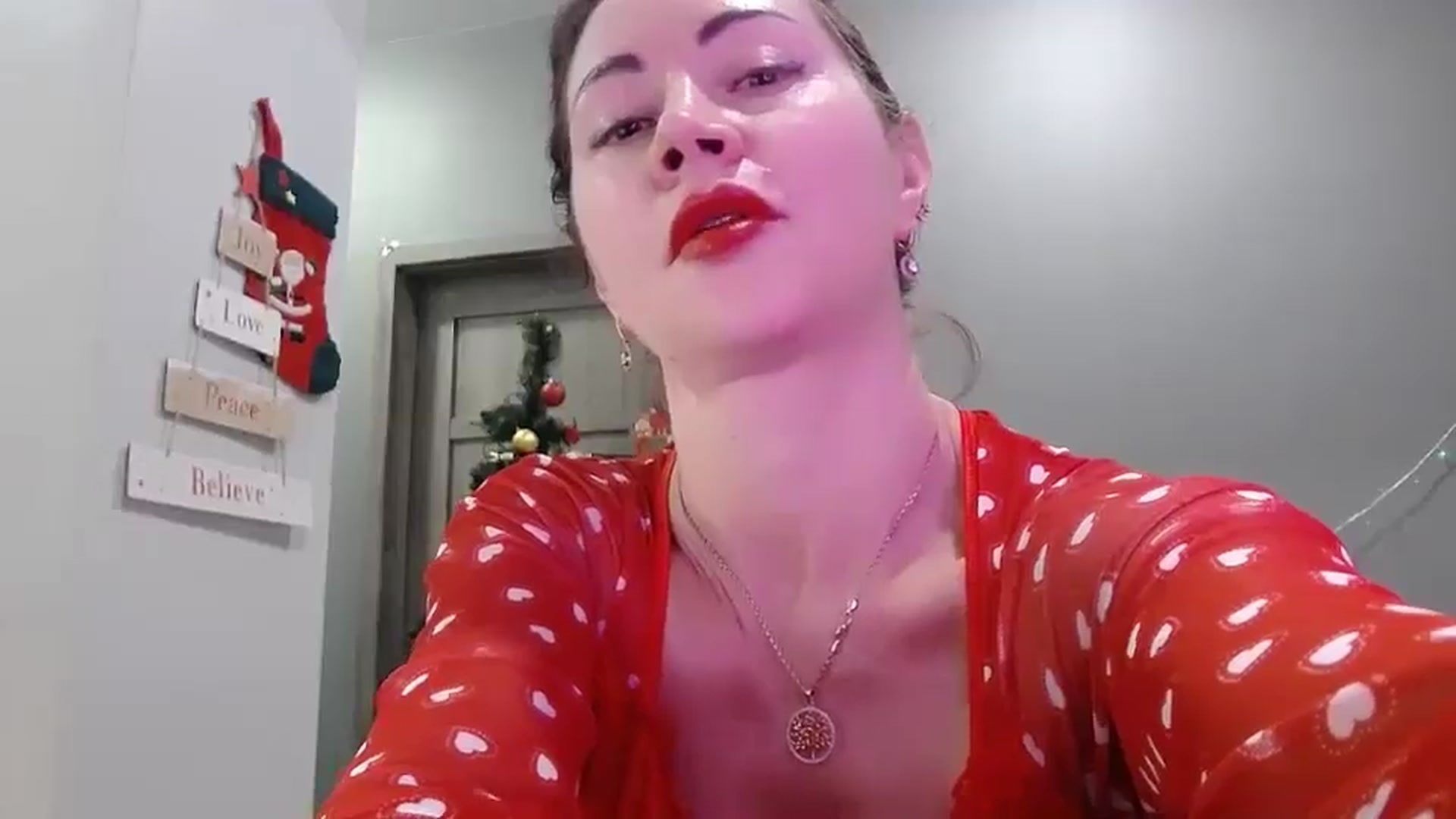 Gallery image thumbnail from XeniaMilf's myfreecams stream on, 01/15/2026, 16:01 image 12 of 20