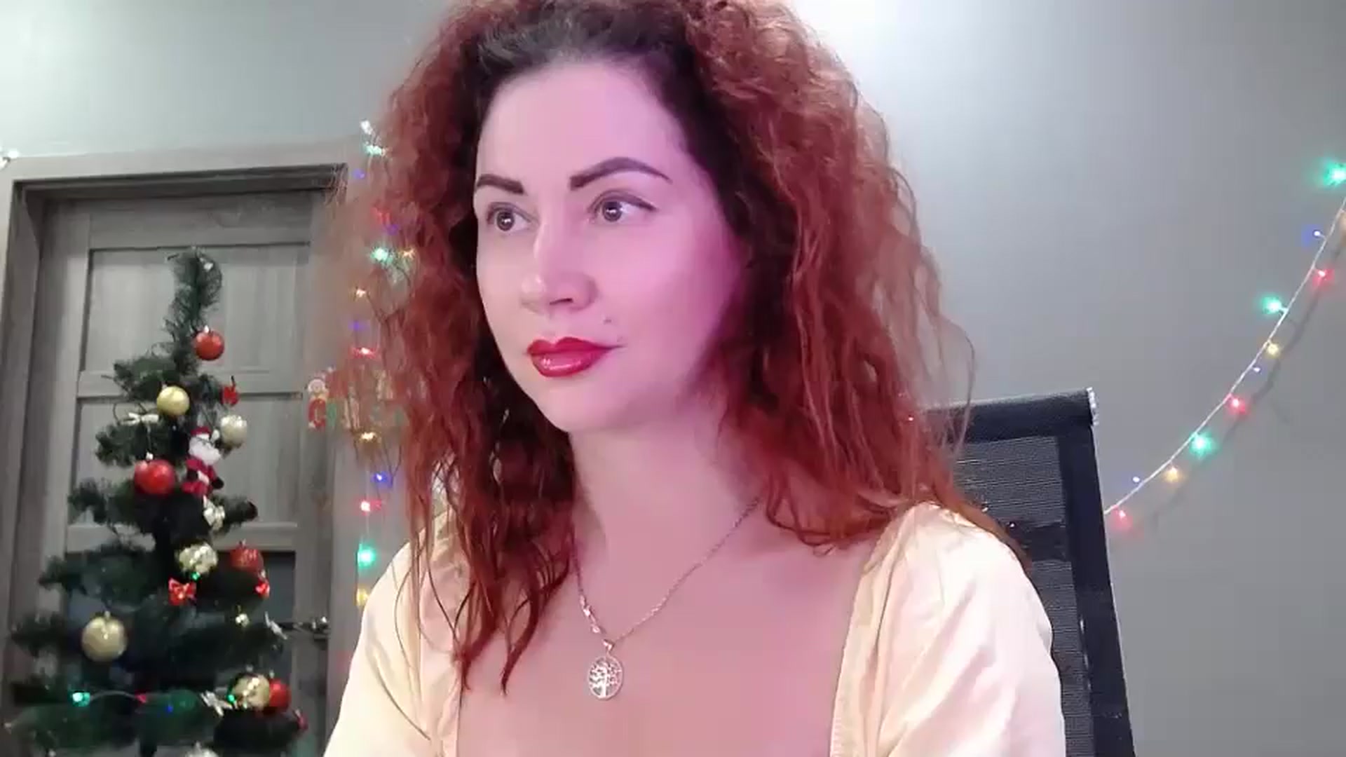 Gallery image thumbnail from XeniaMilf's myfreecams stream on, 01/17/2026, 17:24 image 12 of 20