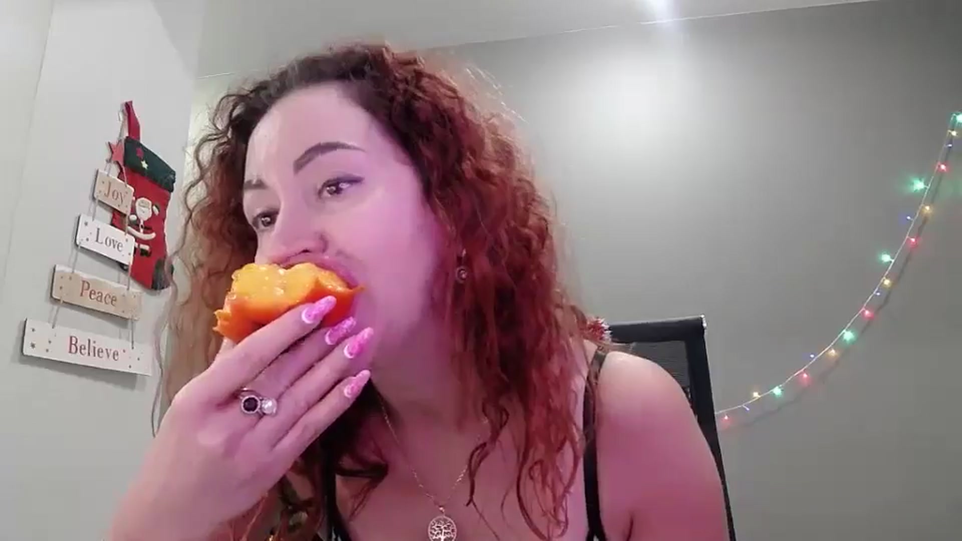Gallery image thumbnail from XeniaMilf's myfreecams stream on, 01/18/2026, 15:19 image 9 of 20