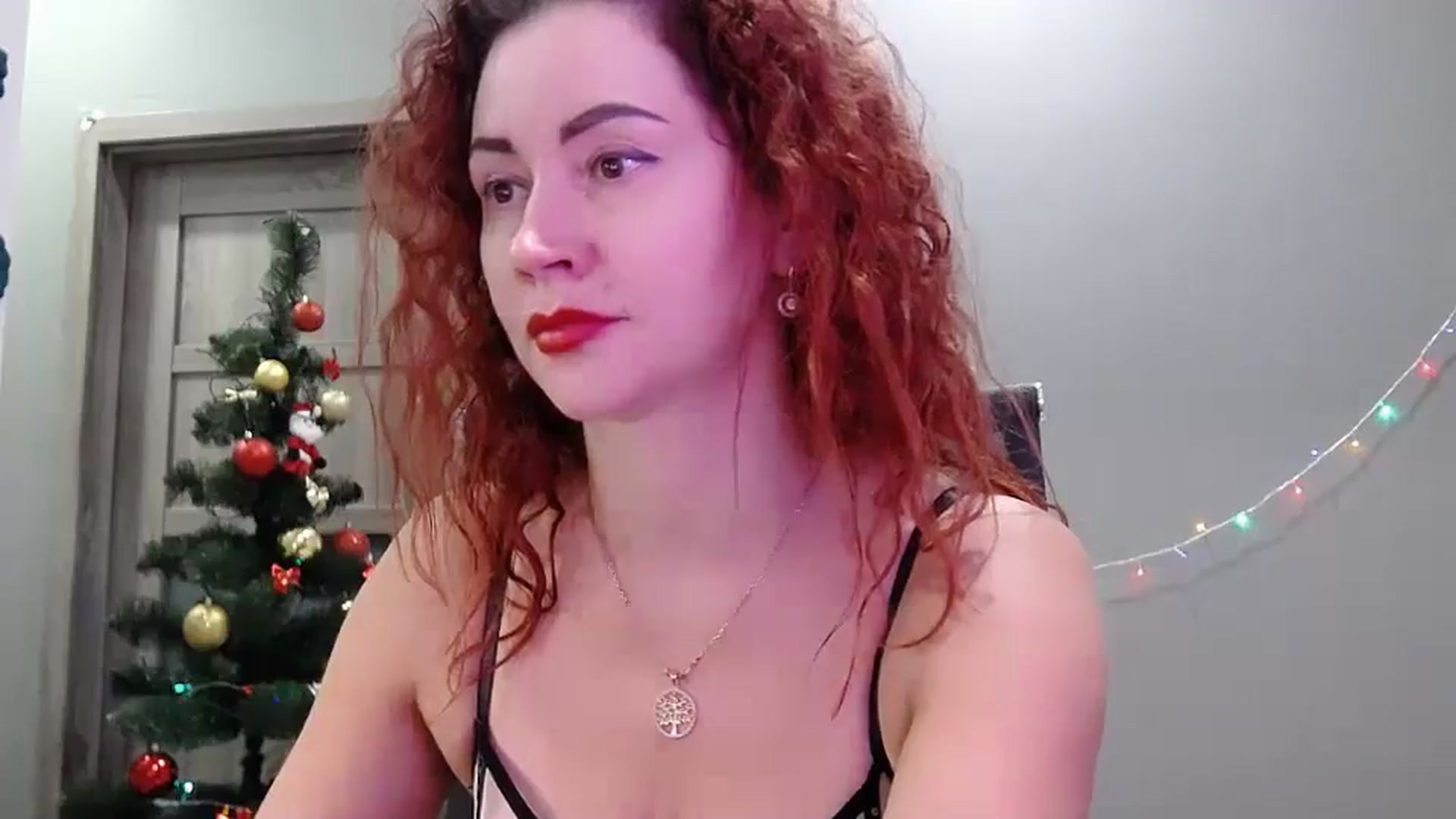 Gallery image thumbnail from XeniaMilf's myfreecams stream on, 01/18/2026, 15:19 image 17 of 20