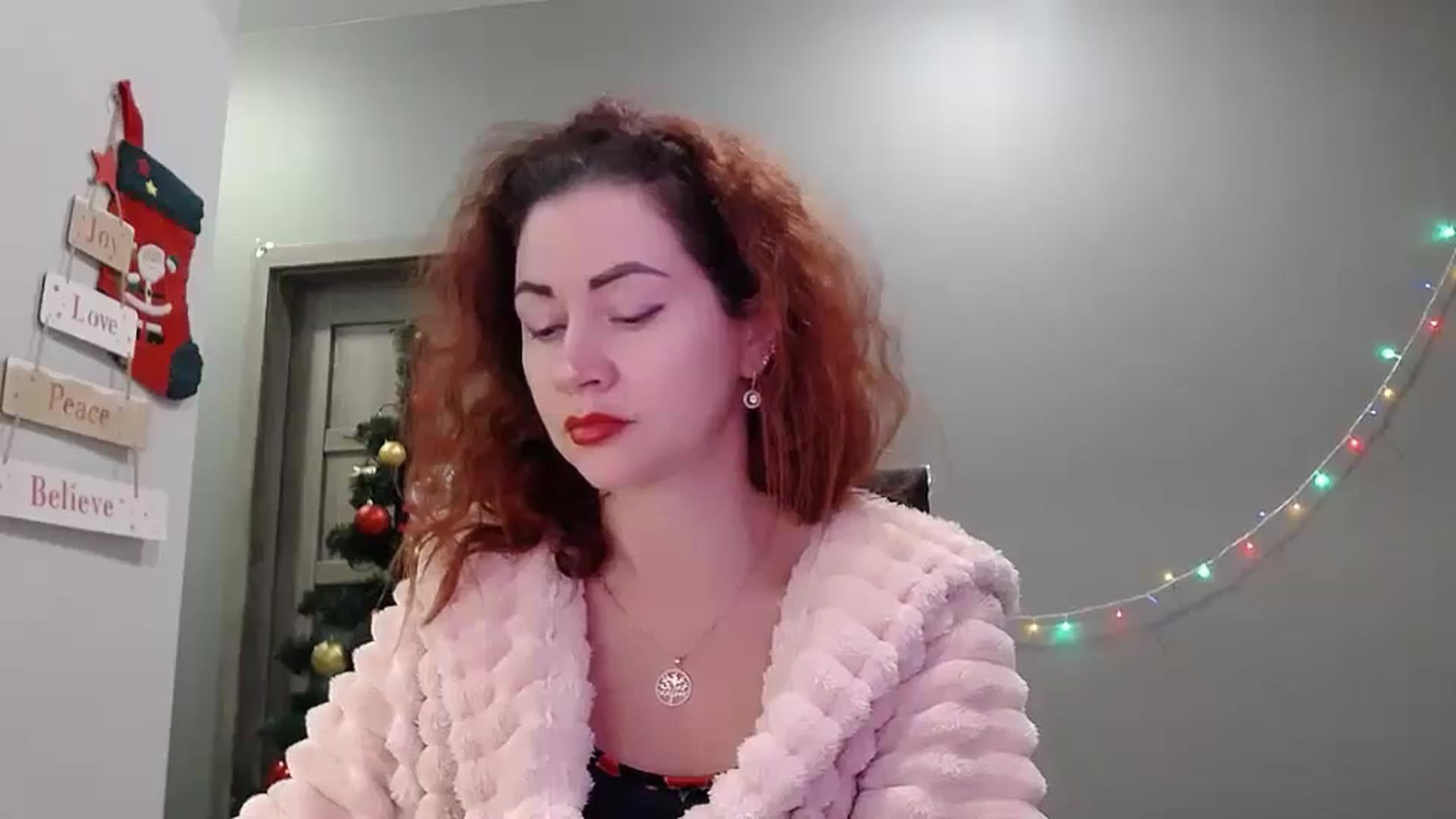 Gallery image thumbnail from XeniaMilf's myfreecams stream on, 01/20/2026, 17:09 image 5 of 20