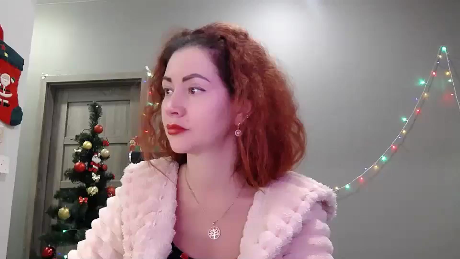 Gallery image thumbnail from XeniaMilf's myfreecams stream on, 01/20/2026, 17:09 image 14 of 20