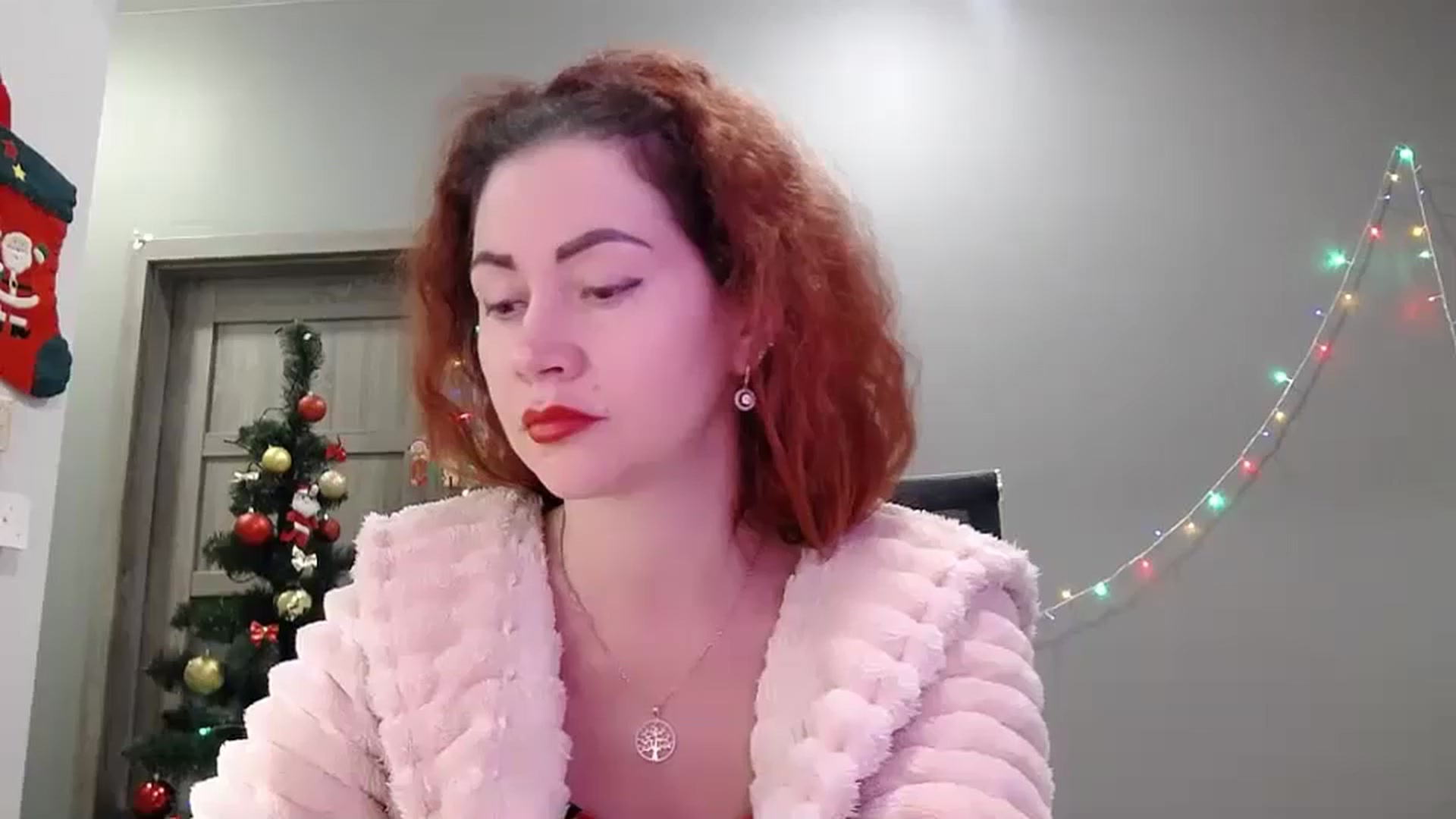 Gallery image thumbnail from XeniaMilf's myfreecams stream on, 01/20/2026, 17:09 image 12 of 20