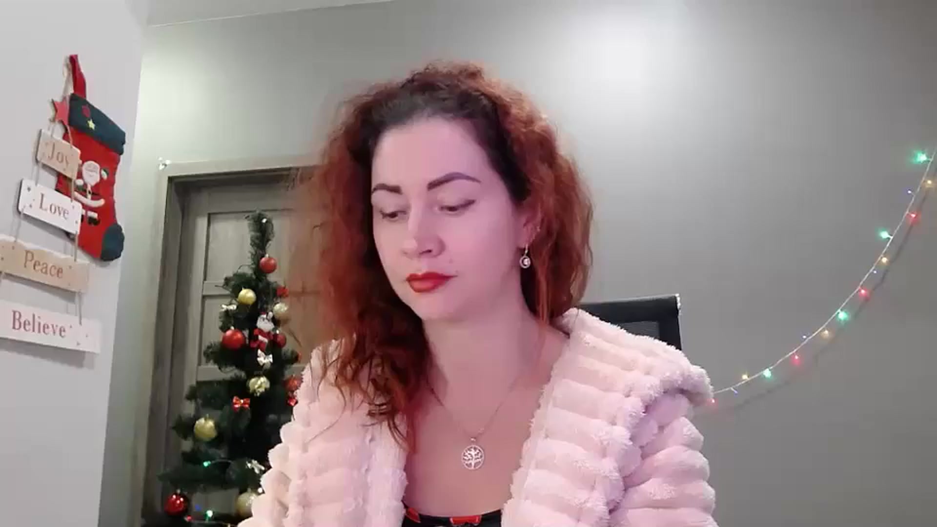 Gallery image thumbnail from XeniaMilf's myfreecams stream on, 01/20/2026, 17:09 image 18 of 20