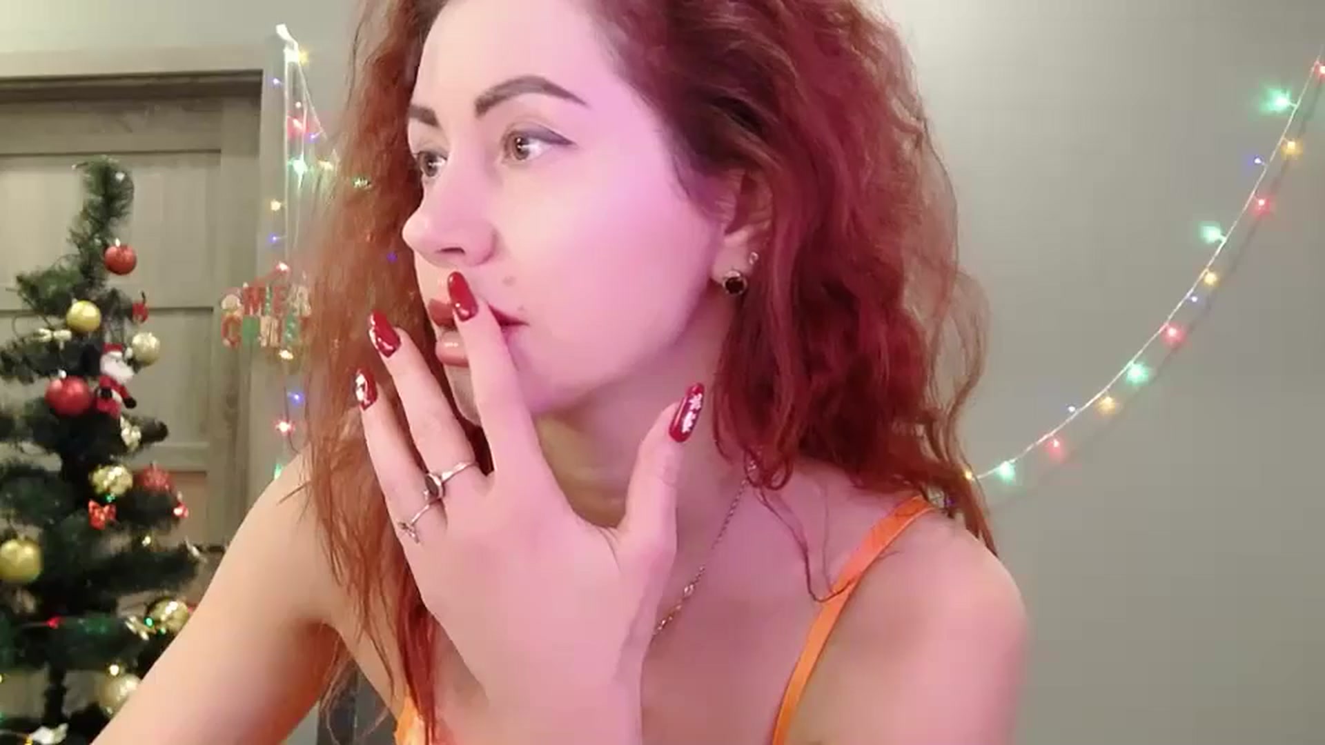 Gallery image thumbnail from XeniaMilf's myfreecams stream on, 02/04/2026, 17:36 image 14 of 20